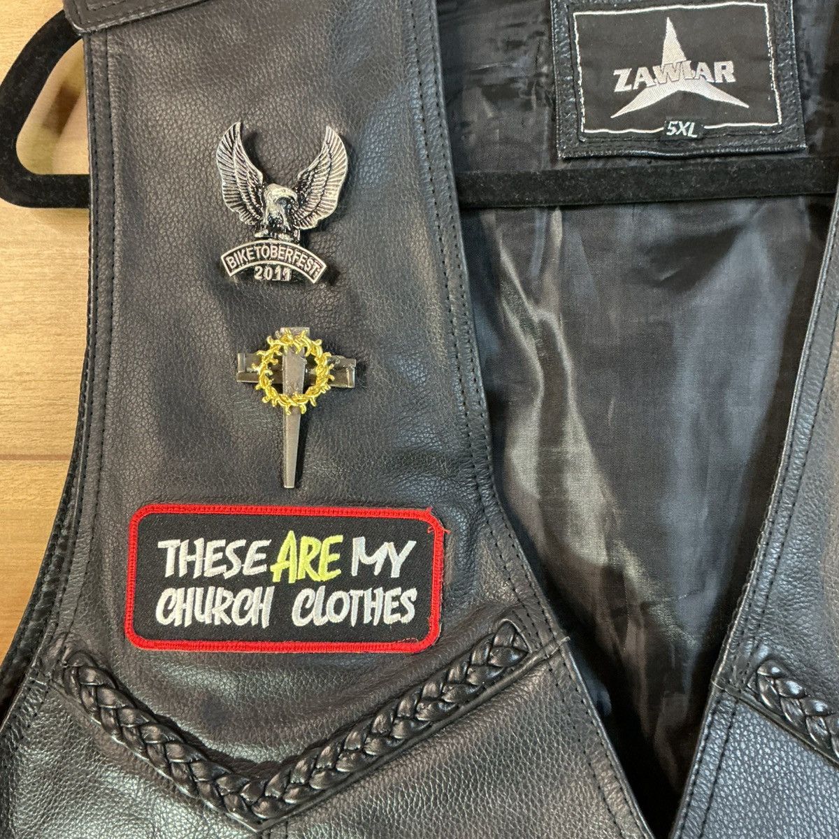 Other Vintage Leather Motorcycle Vest Mens Black 5XL Biker Club Size US XXL / EU 58 / 5 - 2 Thumbnail