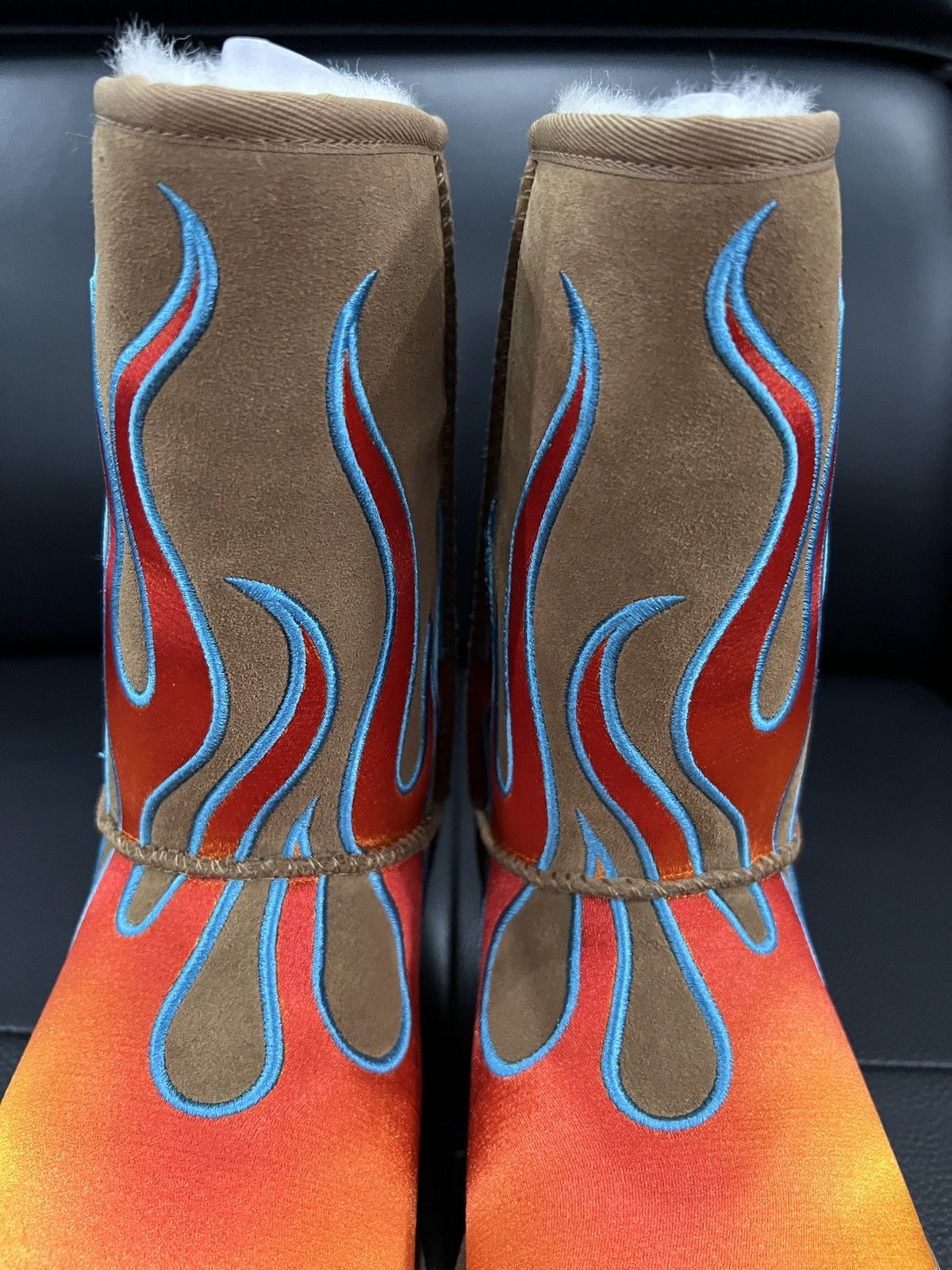 Jeremy Scott UGG by Jeremy Scott Flame Embroidered Snow Boots Size US 12 / EU 45 - 10 Thumbnail