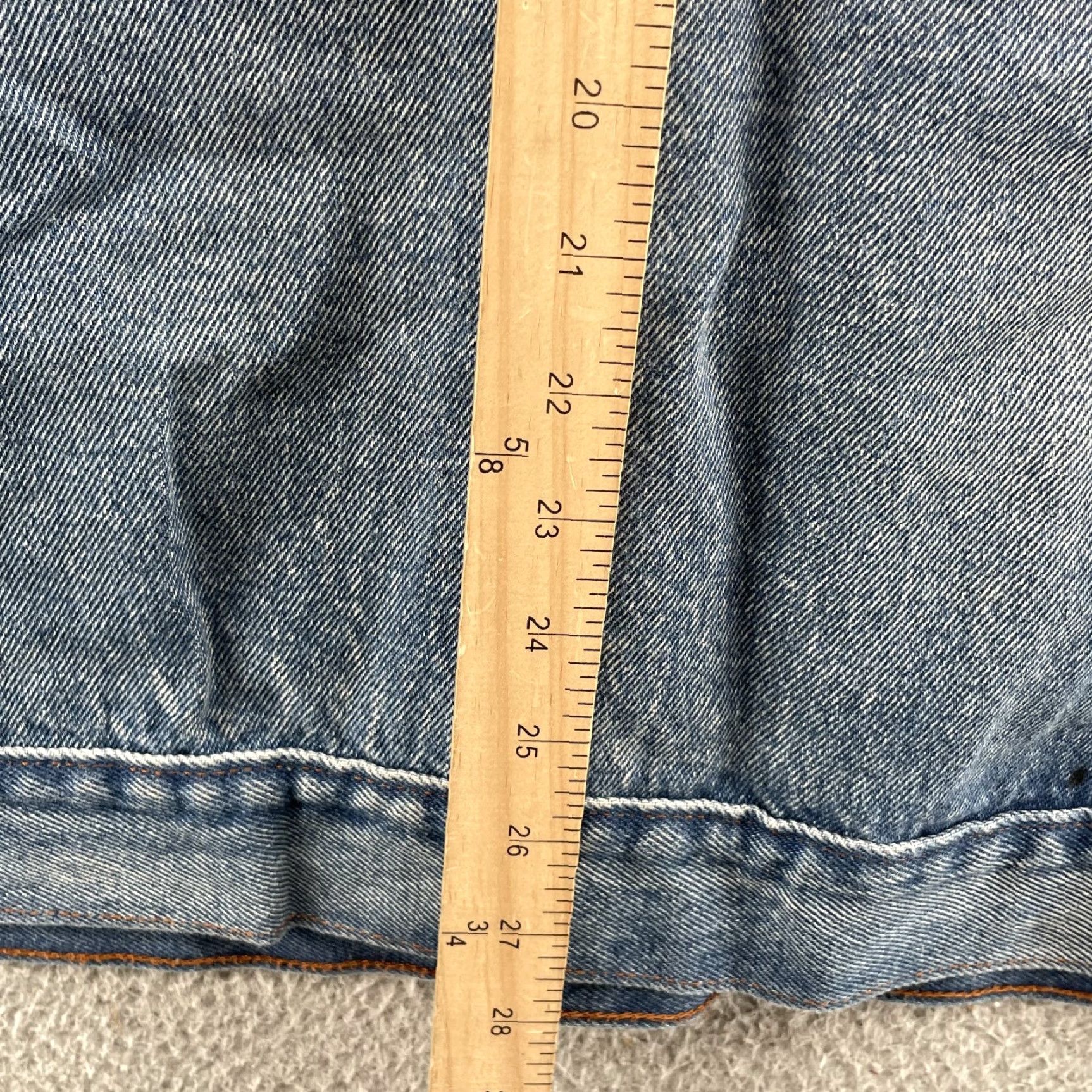 Calvin Klein VINTAGE Calvin Klein Jeans Jacket Men Large Denim 90s Classic Streetwear Preppy Workwear Blue Denim Jacket Mens Large 90s Calvin Klein Jeans Jacket Size US 33 - 7 Thumbnail