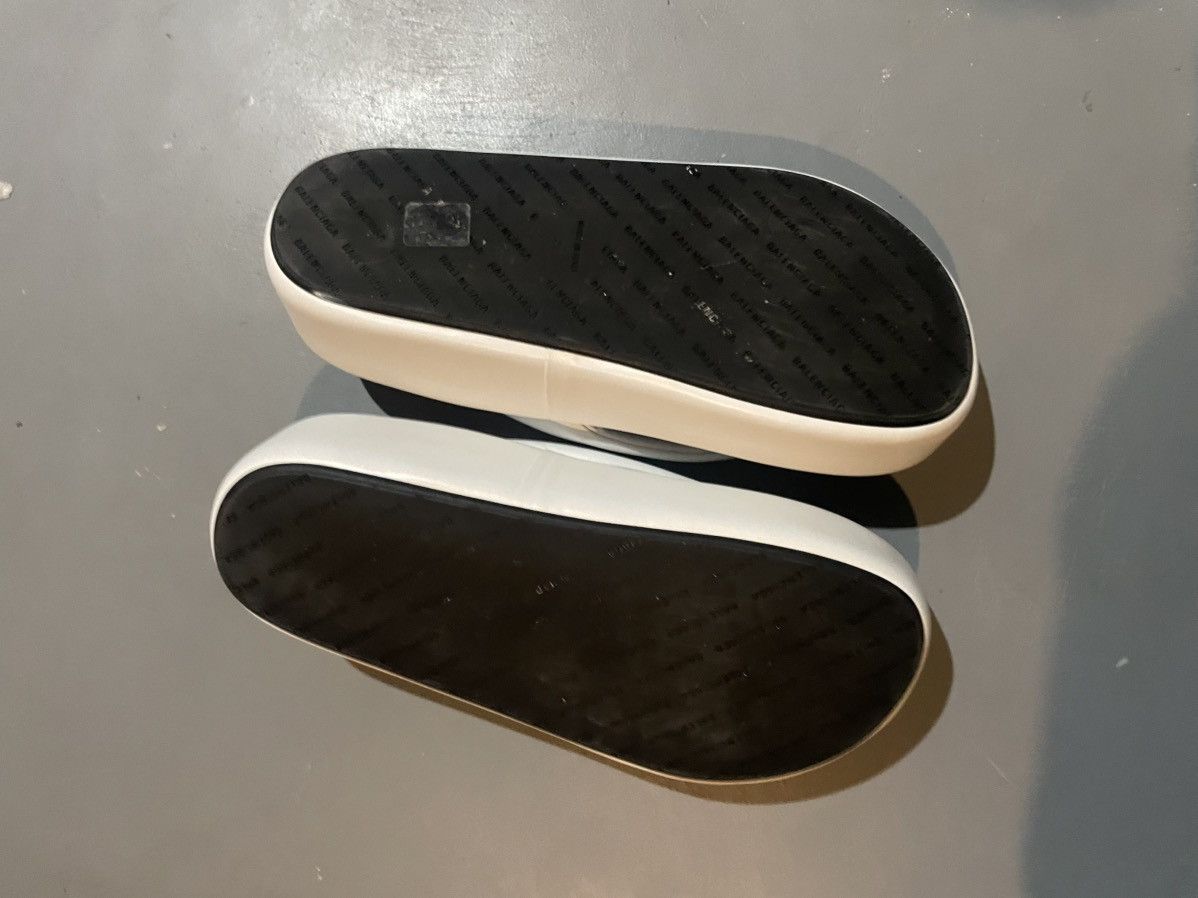 Balenciaga Balenciaga Platform Mold Thong-Strap Sandals White Leather Size US 11 / EU 44 - 8 Thumbnail