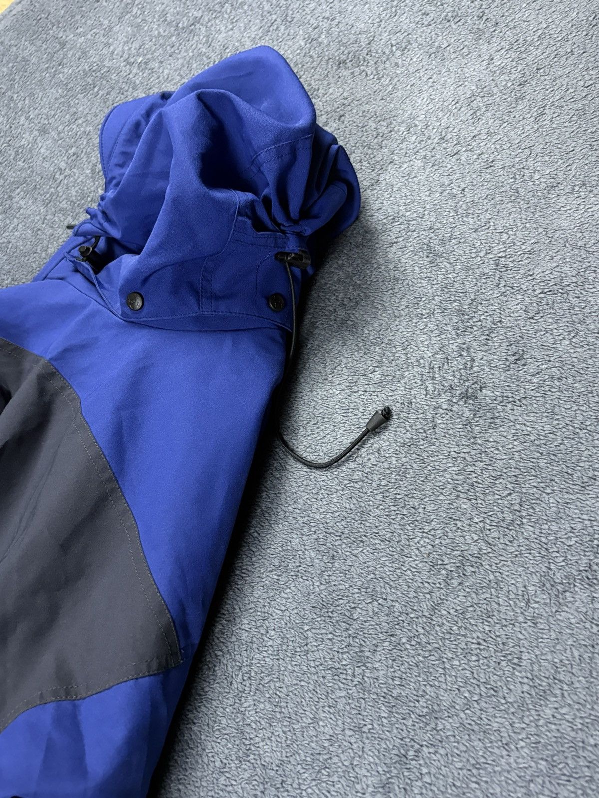 Haglofs 00s Haglofs Vintage Oversized Windstopper Waterproof Jacket Size US L / EU 52-54 / 3 - 2 Thumbnail