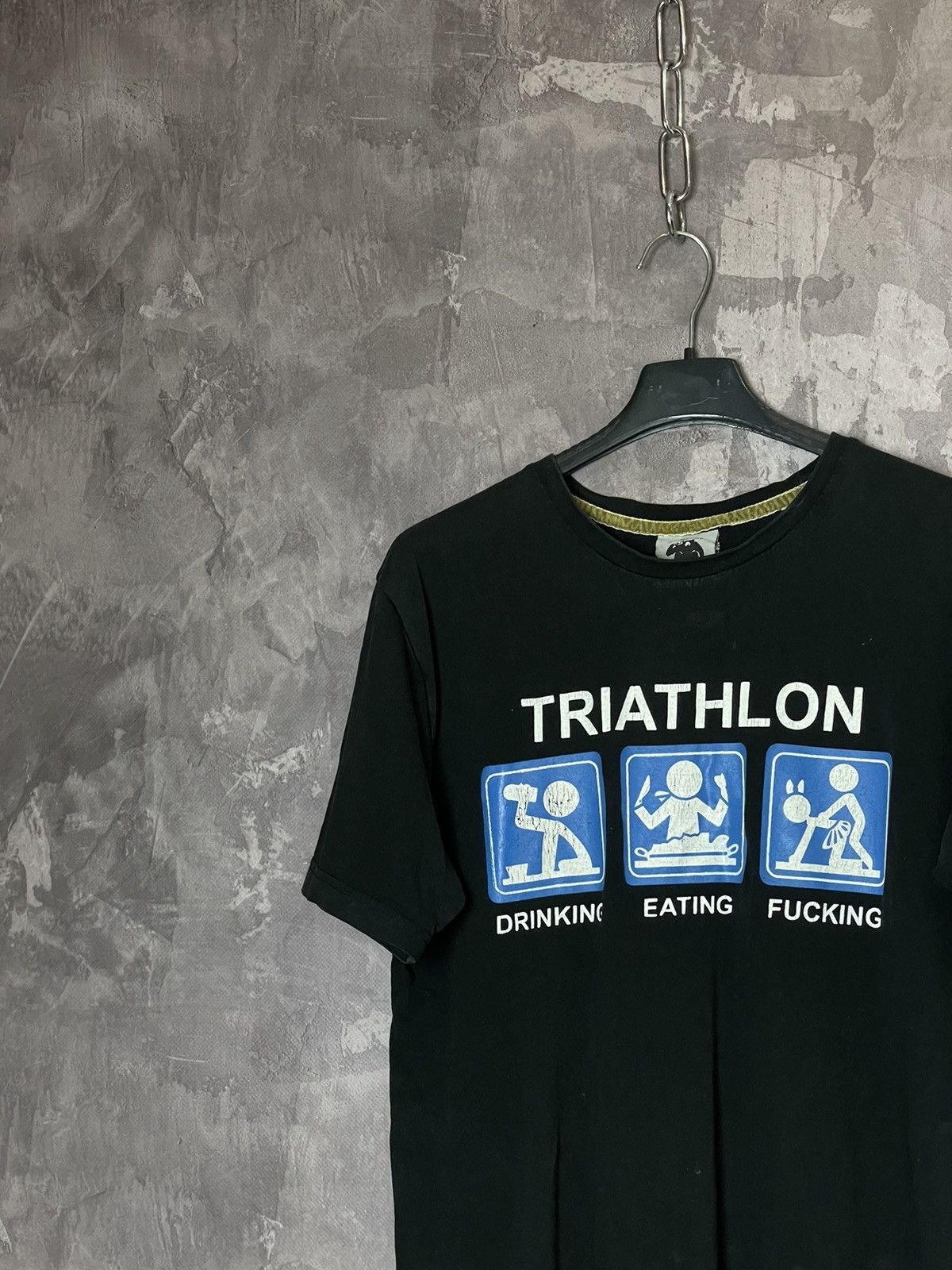 Band Tees Vintage Triatlon drinking eating fucking t shirt Size US M / EU 48-50 / 2 - 4 Thumbnail
