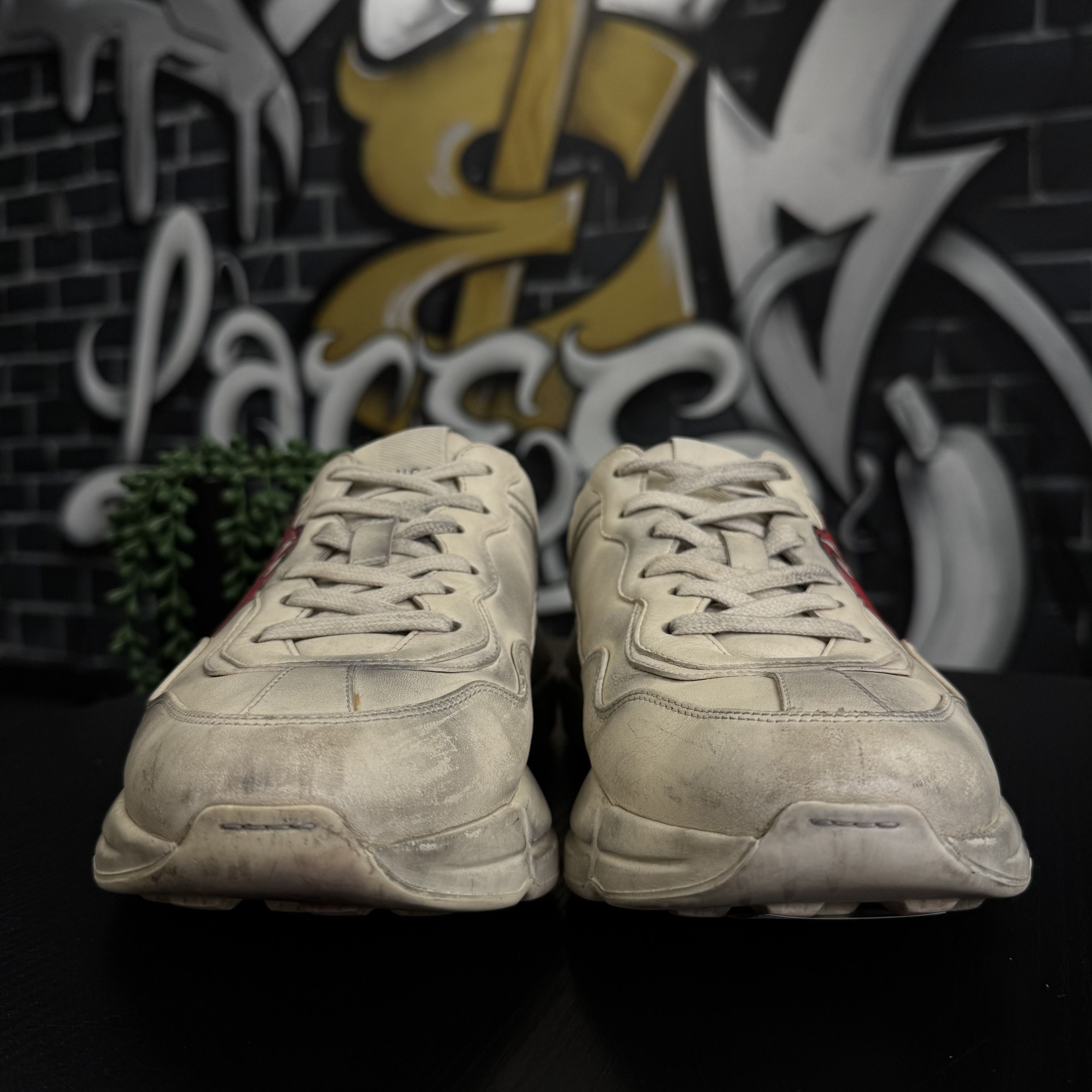 Gucci GUCCI RHYTON MOUTH PRE DISTRESSED Size US 9 / EU 42 - 2 Thumbnail