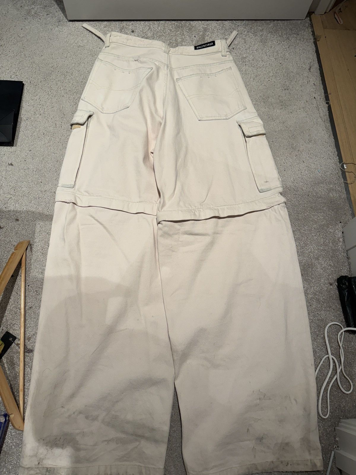 Balenciaga baggy cargo pants