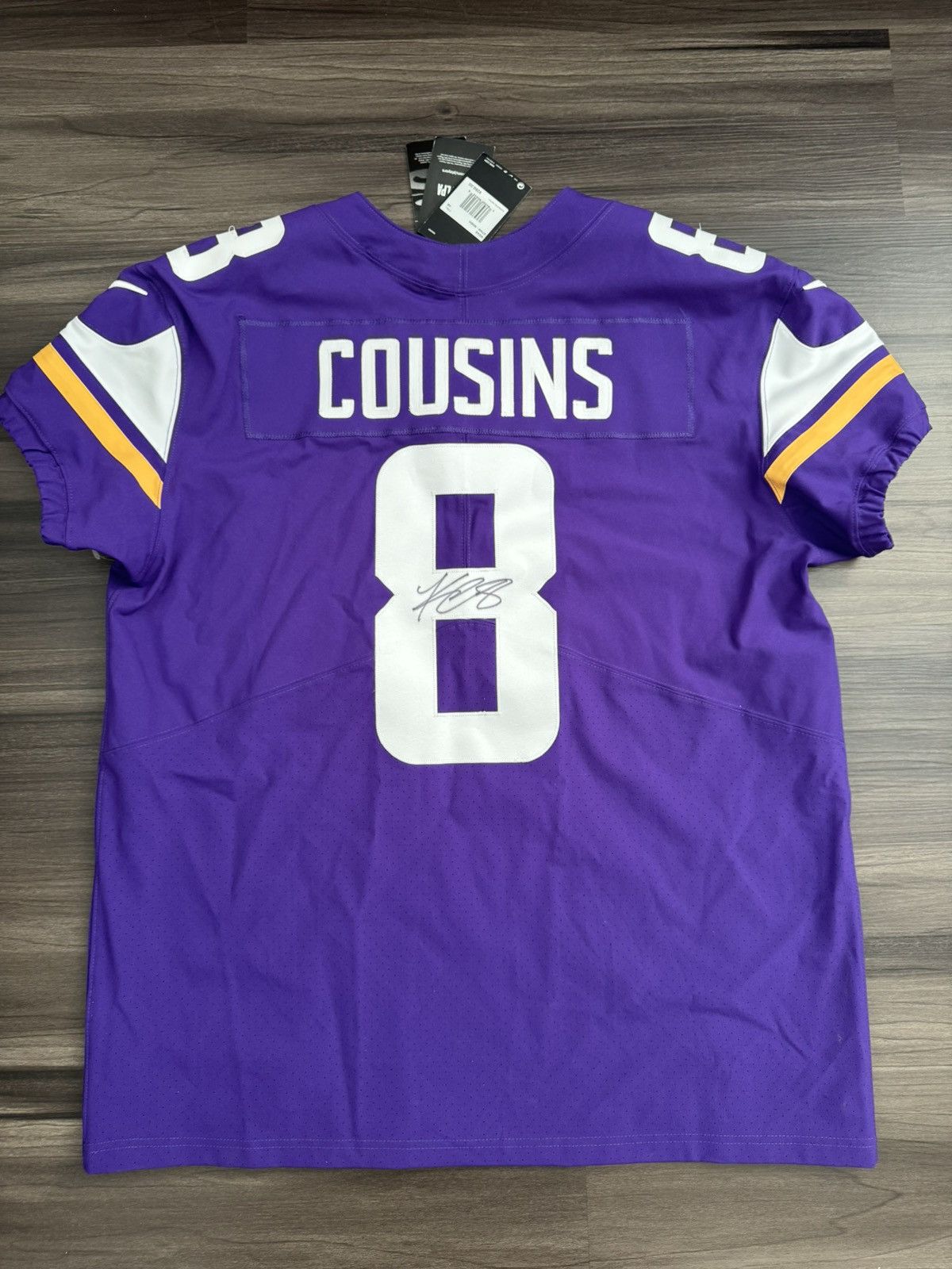Signed MN Vikings Kirk Cousins #8 NFL Elite Jersey *NO COA