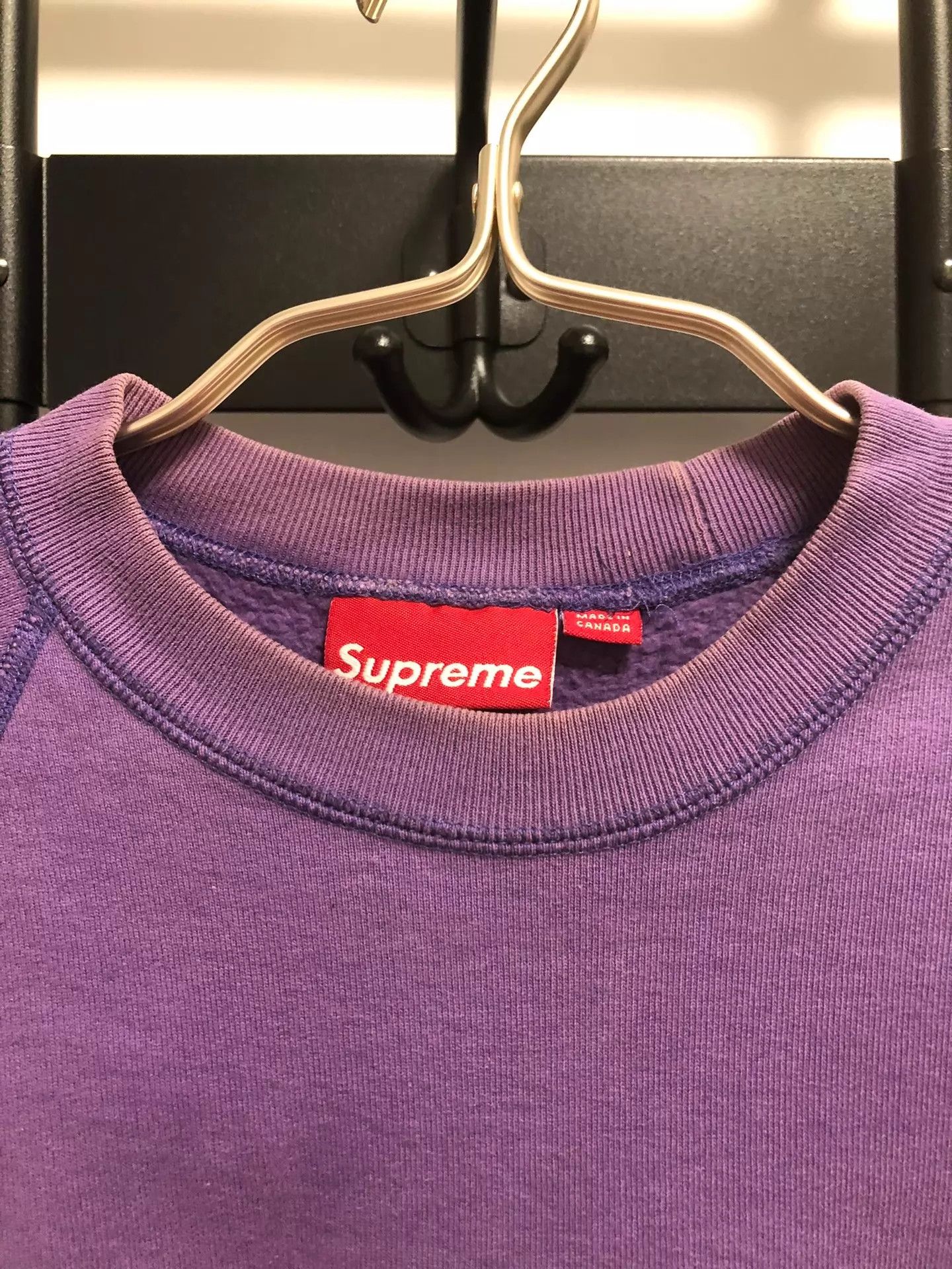 Supreme Supreme teal/purple box logo crewneck L stained Size US L / EU 52-54 / 3 - 3 Thumbnail