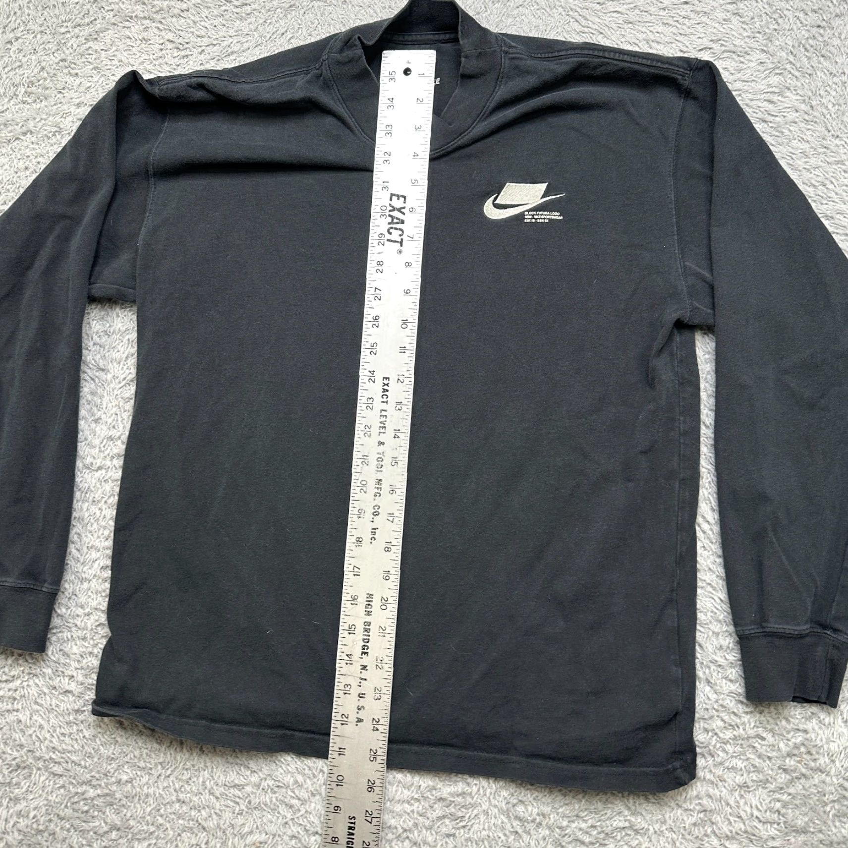 Nike Nike Shirt Mens M Black Mock Neck Swoosh Long Sleeve Base Layer Size US M / EU 48-50 / 2 - 7 Thumbnail