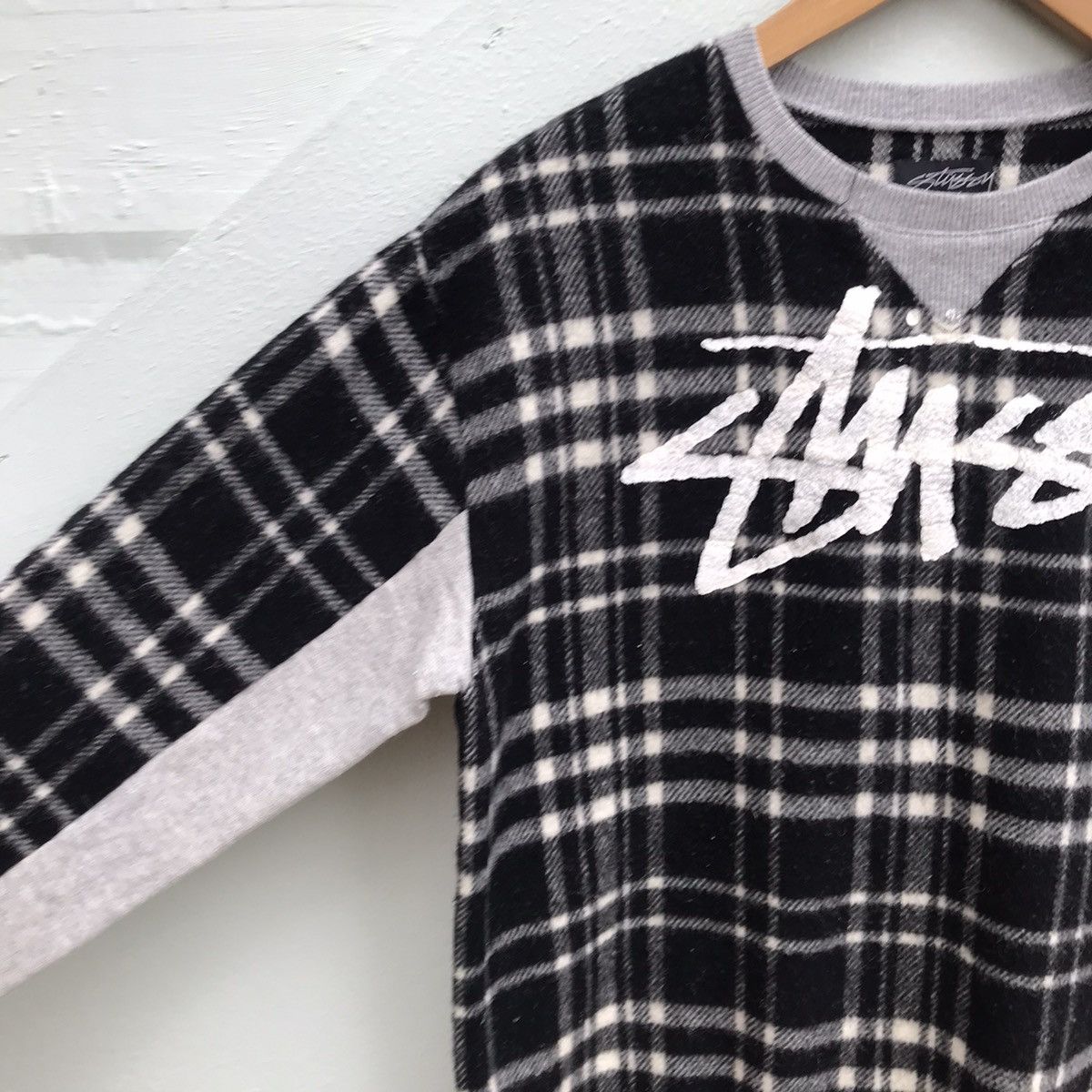 Stussy Stussy Japan two tones fabric crewneck sweater Size US S / EU 44-46 / 1 - 4 Thumbnail