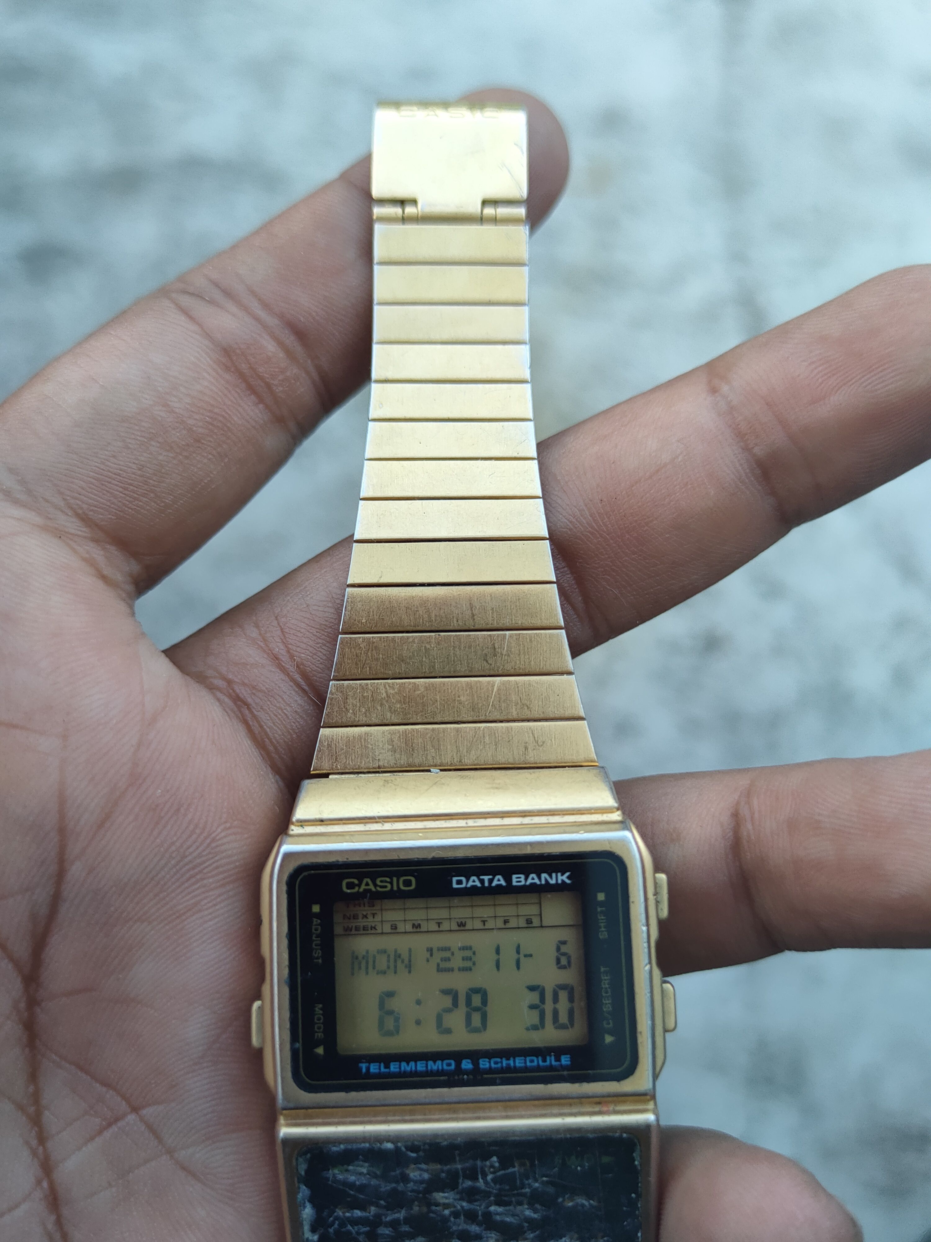 Casio Casio Data Bank DBC610 worn gold watch japan Size ONE SIZE - 4 Thumbnail