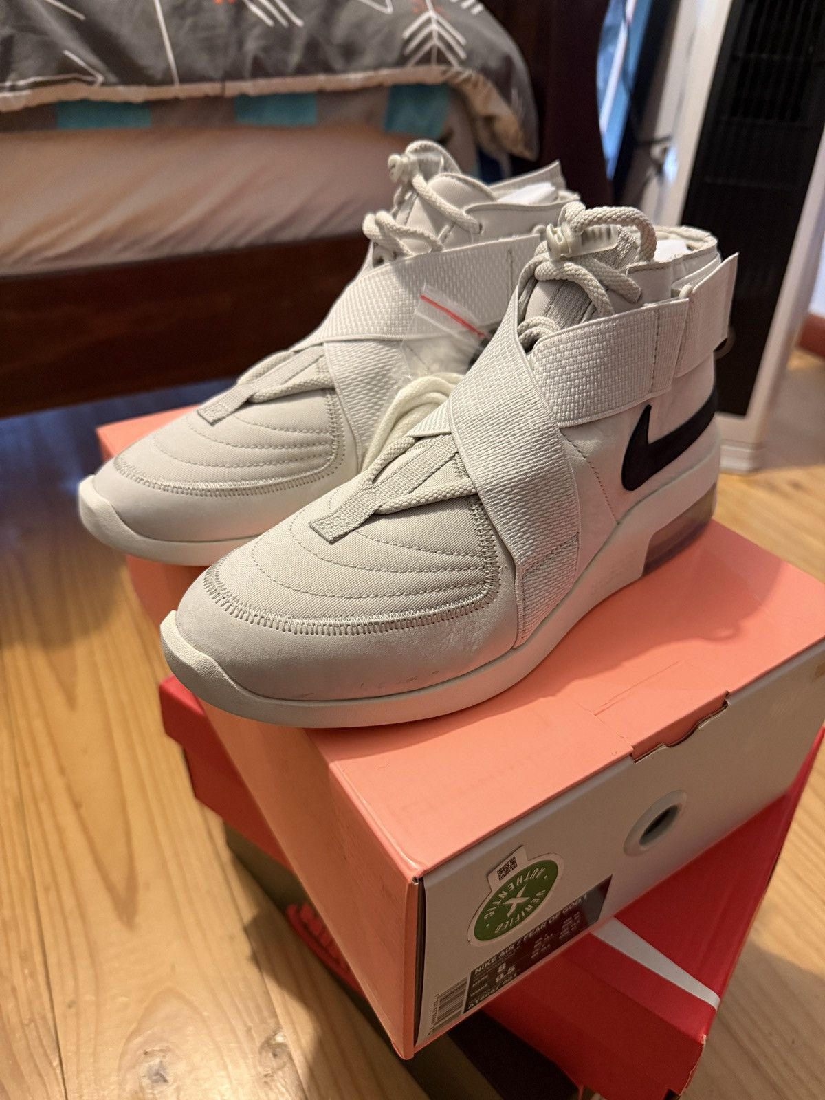 Fear of God × Nike Nike Air Fear Of God Raid ‘Light Bone’ Size US 8 / EU 41 - 7 Thumbnail