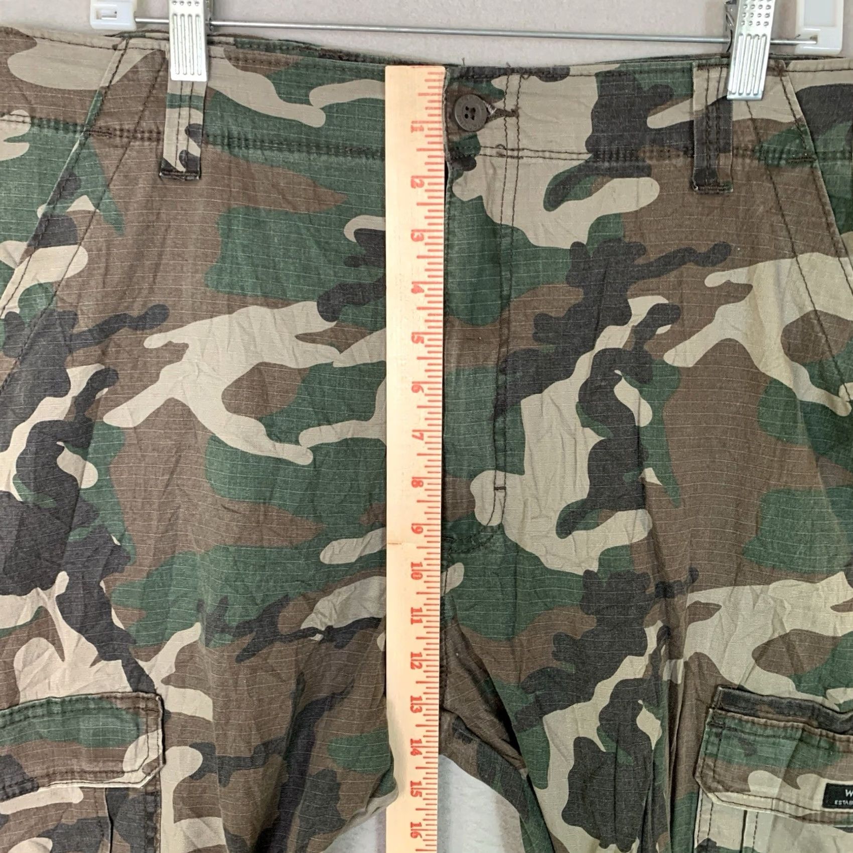 Wrangler Wrangler Pants Men 38x32 Green Camo Cargo Ripstop Hiking Workwear Size US 38 / EU 54 - 7 Thumbnail
