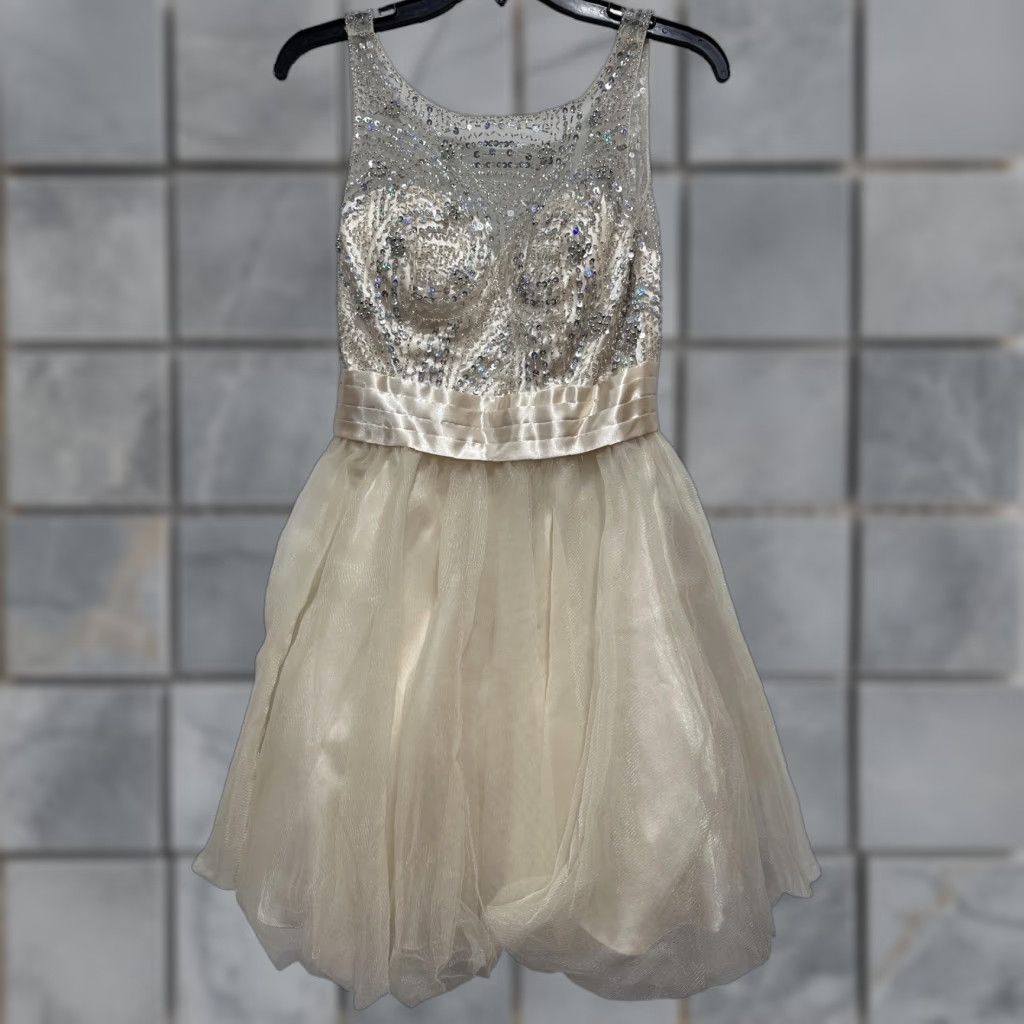 Vintage VINTAGE Sean Collection Y2K Ivory Sequin Beaded Tulle Dress Women XS Sleeveless Scoop Neck Fit & Flare Party Prom HOCO Fairy Short - Womens Size XS / US 0-2 / IT 36-38 - 1 Thumbnail