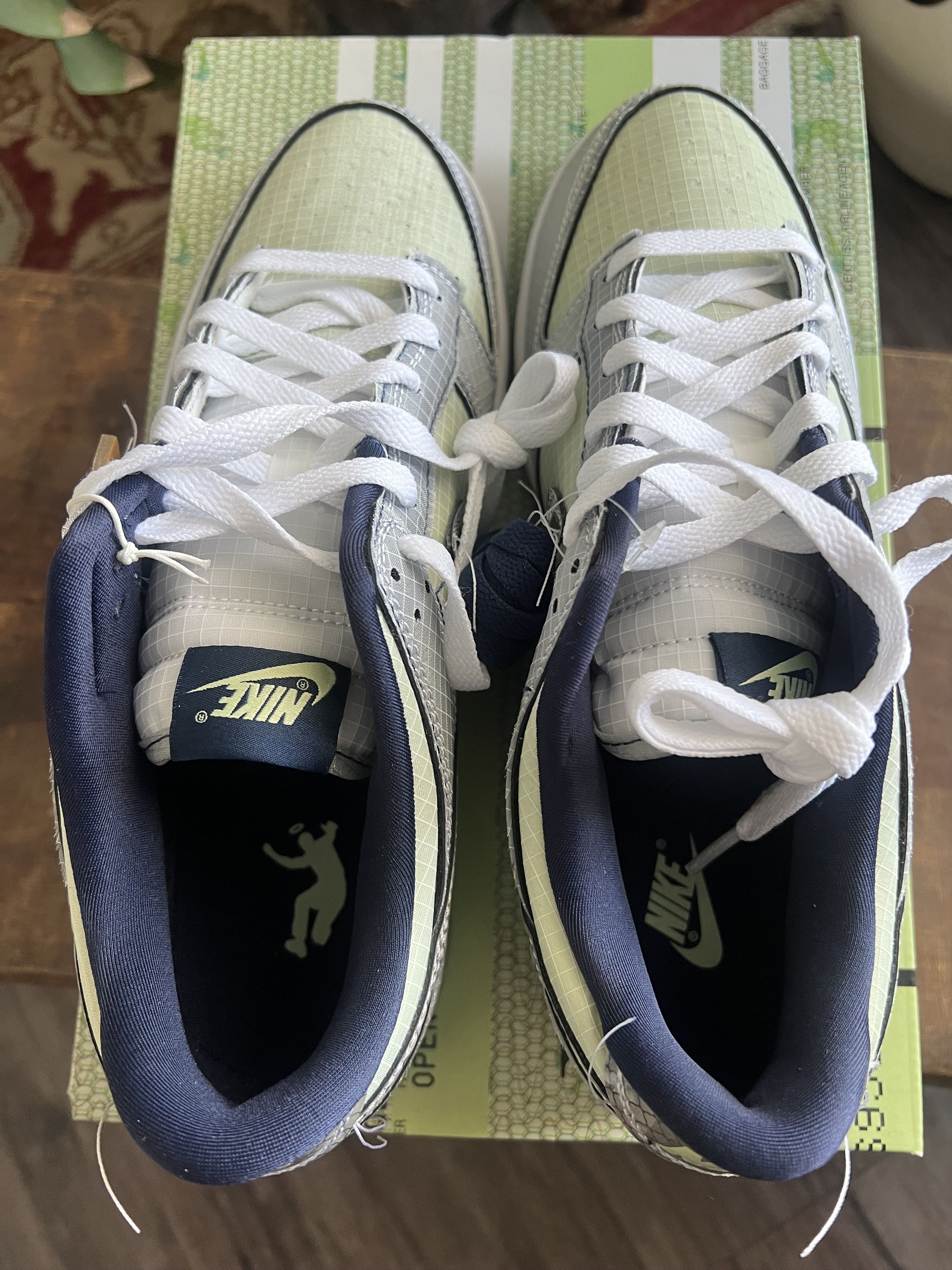 Nike Union LA x Dunk Low 'Passport Pack - Pistachio' Size US 9.5 / EU 42-43 - 5 Thumbnail