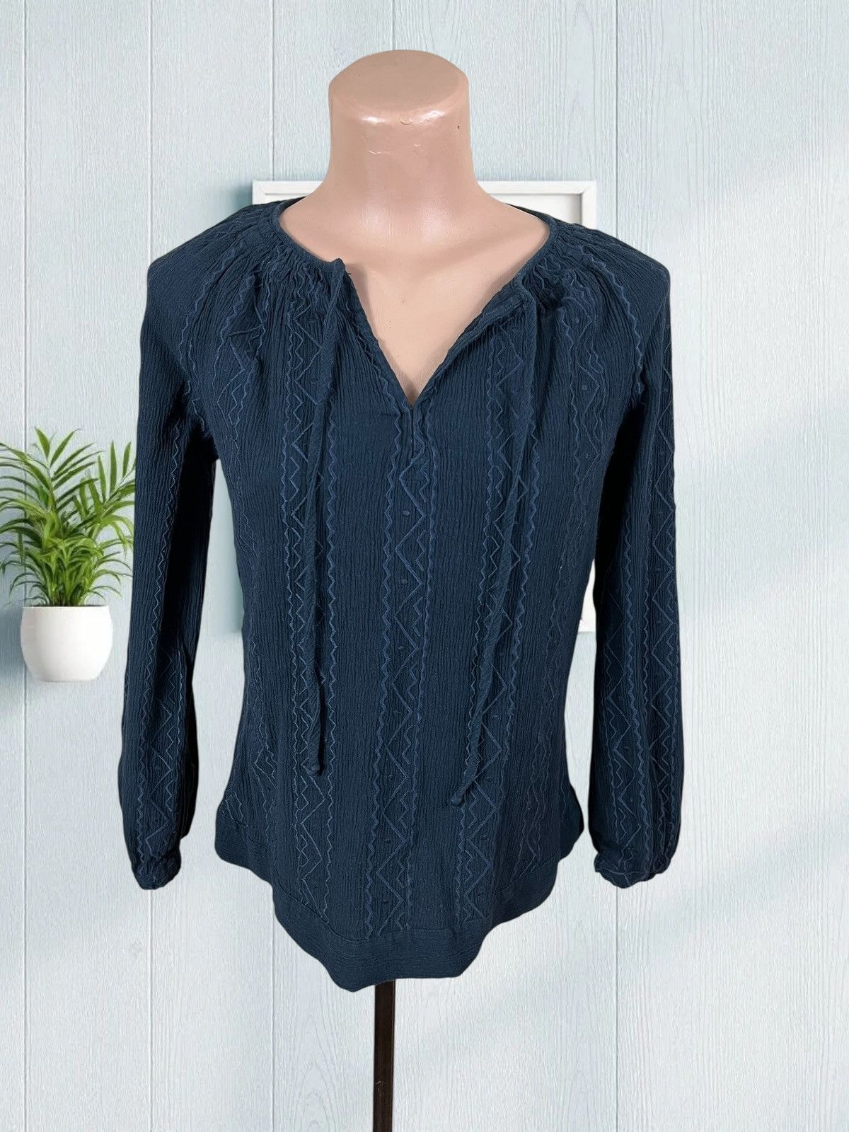 A.P.C. A.P.C. navy blouse size 38 / M Size M / US 6-8 / IT 42-44 - 1 Thumbnail