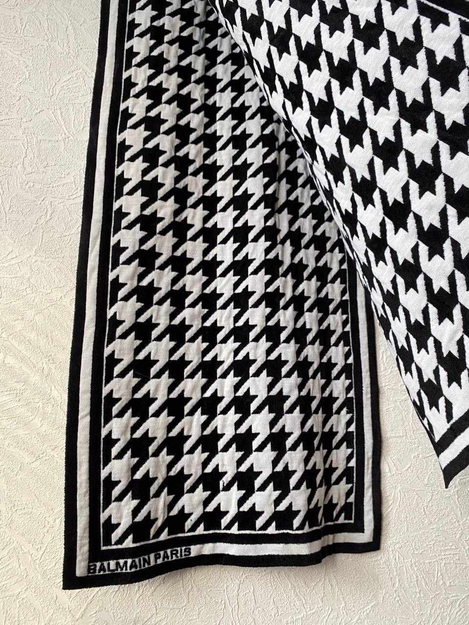 Balmain Balmain Iconic Scarf / Muffler / Neckwear Size ONE SIZE - 6 Thumbnail