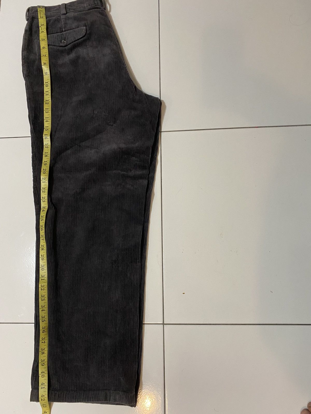 Levi's Levi’s Vintage Clothing 90s Corduroy Pants — Made in Japan Size US 34 / EU 50 - 14 Thumbnail