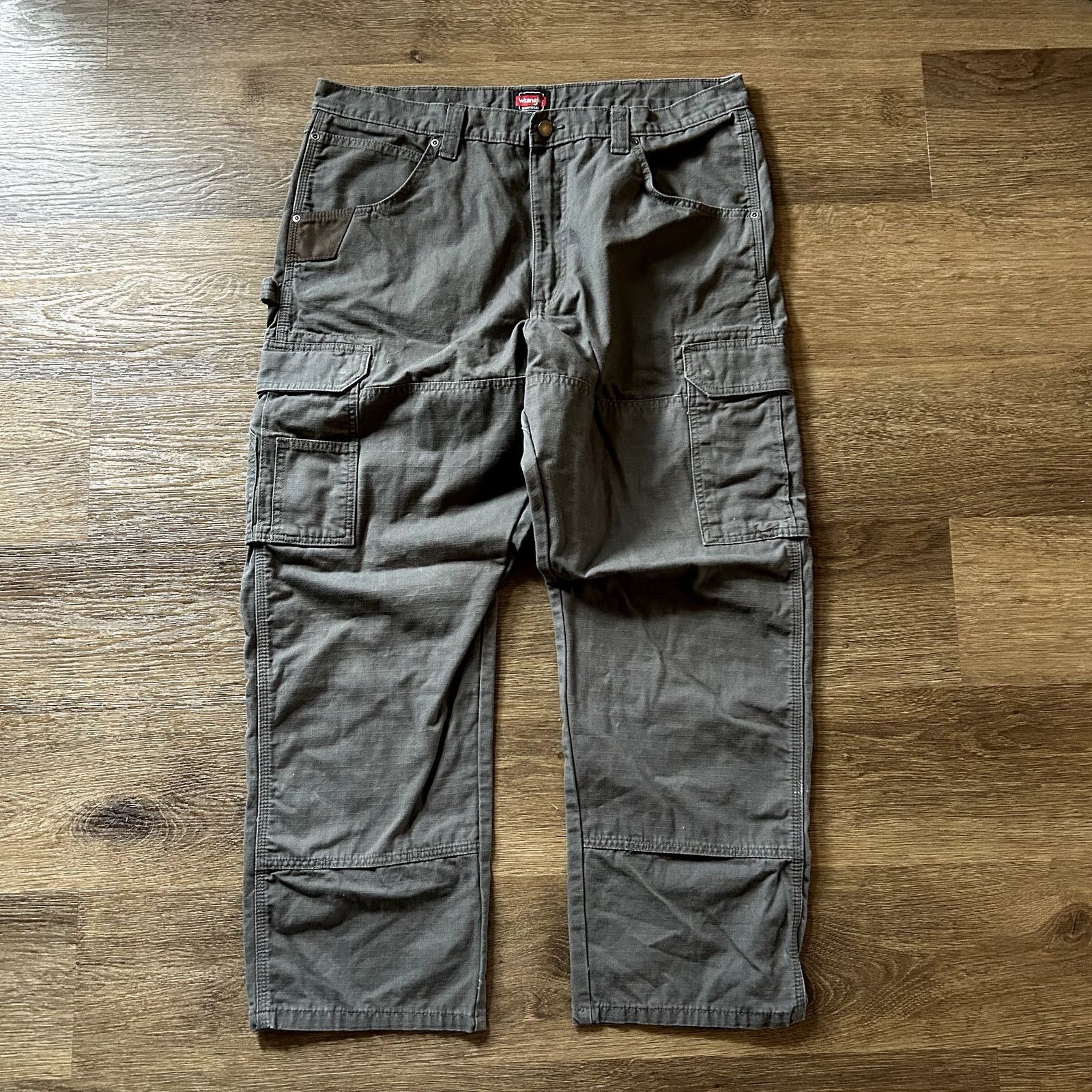 Wrangler Wrangler Workwear Cargo Pants Size US 33 - 1 Thumbnail