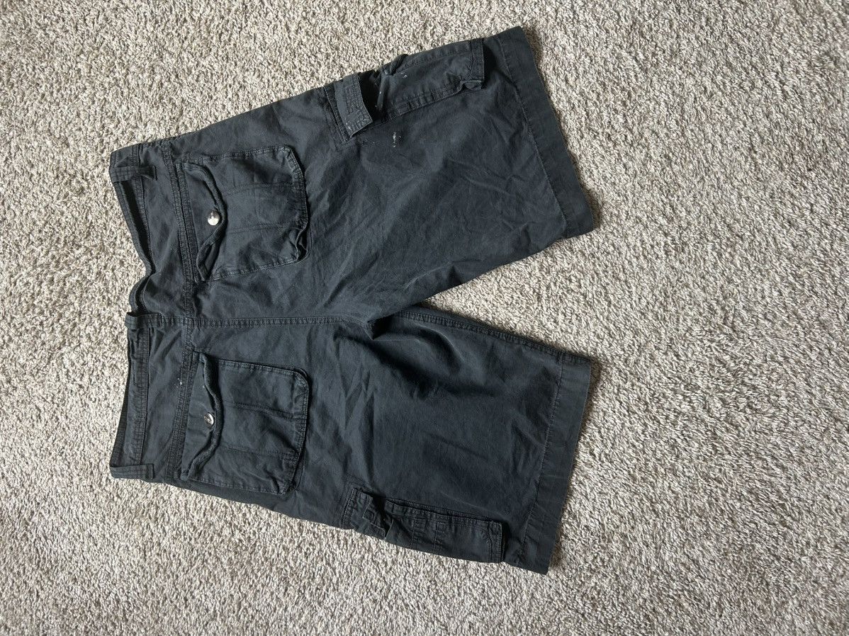 Other Thrifted black cargo shorts Size US 34 / EU 50 - 2 Thumbnail
