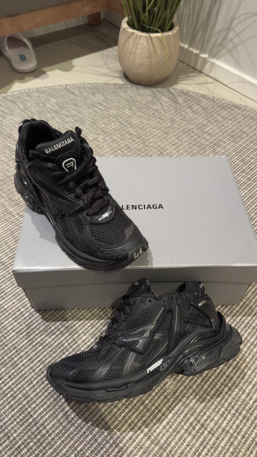Balenciaga Balenciaga Runner Size US 8 / EU 41 - 1 Thumbnail
