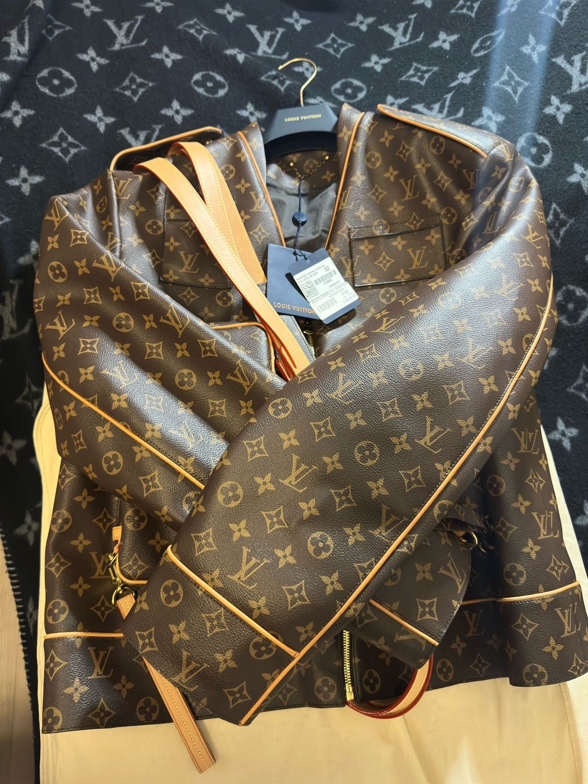 Louis Vuitton Louis Vuitton Admiral Monogram Jacket Virgil Abloh FW 2019 Size US L / EU 52-54 / 3 - 6 Thumbnail