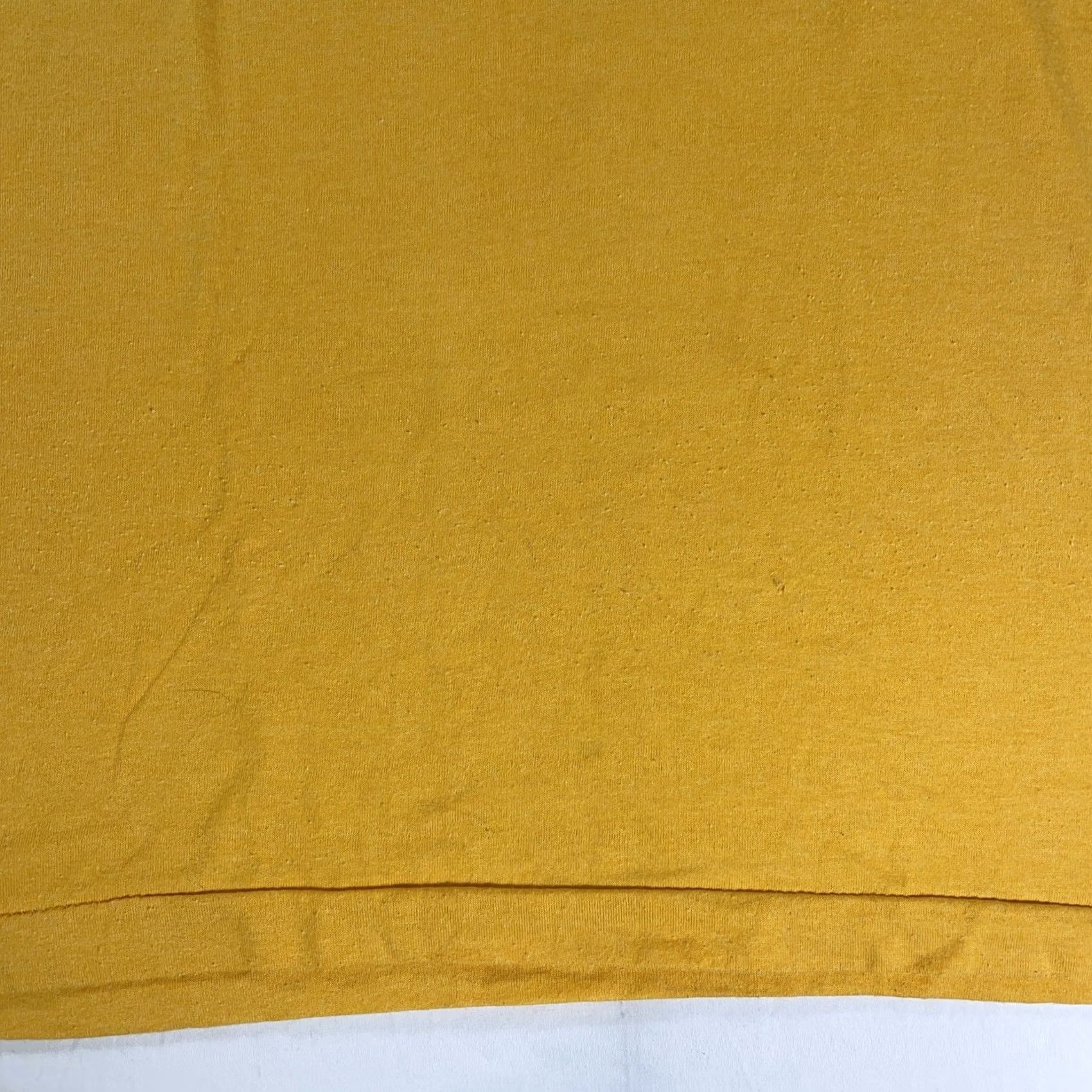 Vintage VINTAGE SCREEN STARS BEST T-Shirt Mens L Yellow Minneapolis Moline Tractor 80s 90s SINGLE STITCHING Graphic Print Crew Neck Short Sleeve Shirt Size US L / EU 52-54 / 3 - 7 Thumbnail