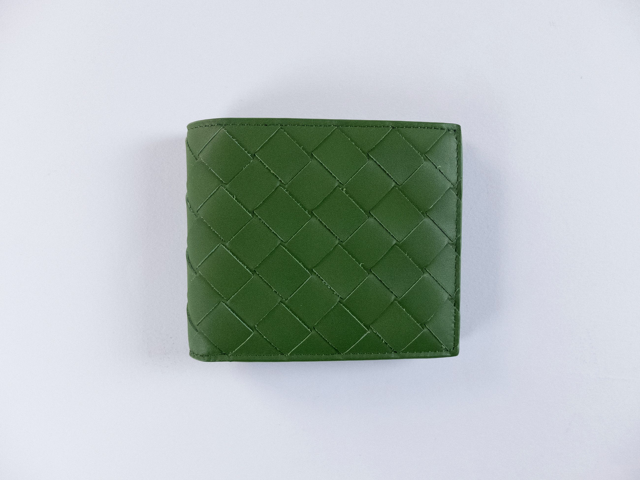 BOTTEGA VENETA green intrecciato woven leather bifold wallet