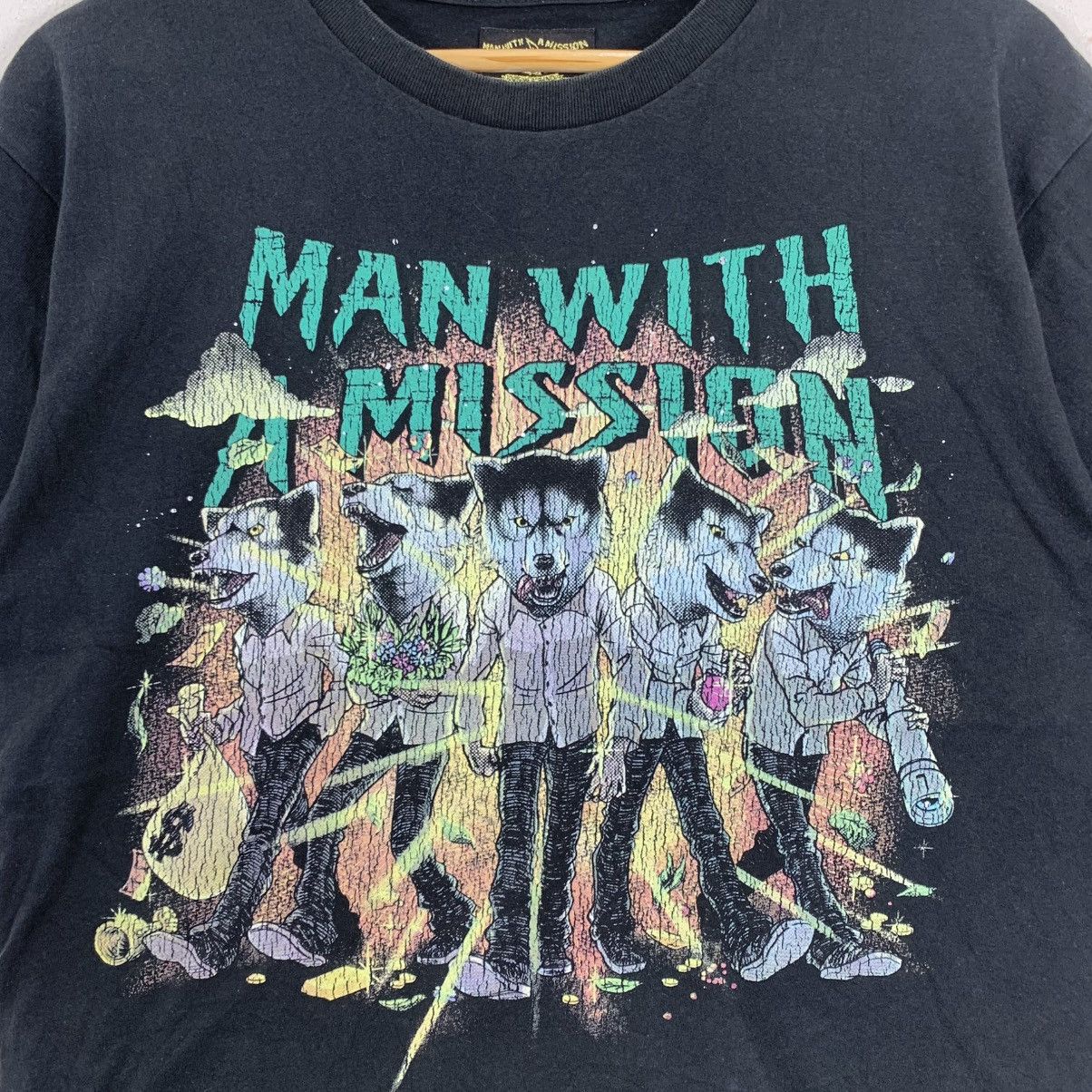 Japanese Brand MAN WITH A MISSION One Wish Tour Japanese Band Tshirt Size US M / EU 48-50 / 2 - 4 Thumbnail
