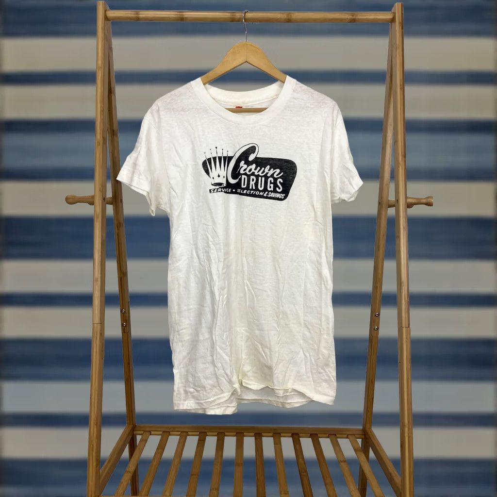 Hanes VINTAGE Hanes T-Shirt Size L 80s Crown Drugs Pharmacy Store Thin Single Stitch White Mens Size US L / EU 52-54 / 3 - 1 Thumbnail