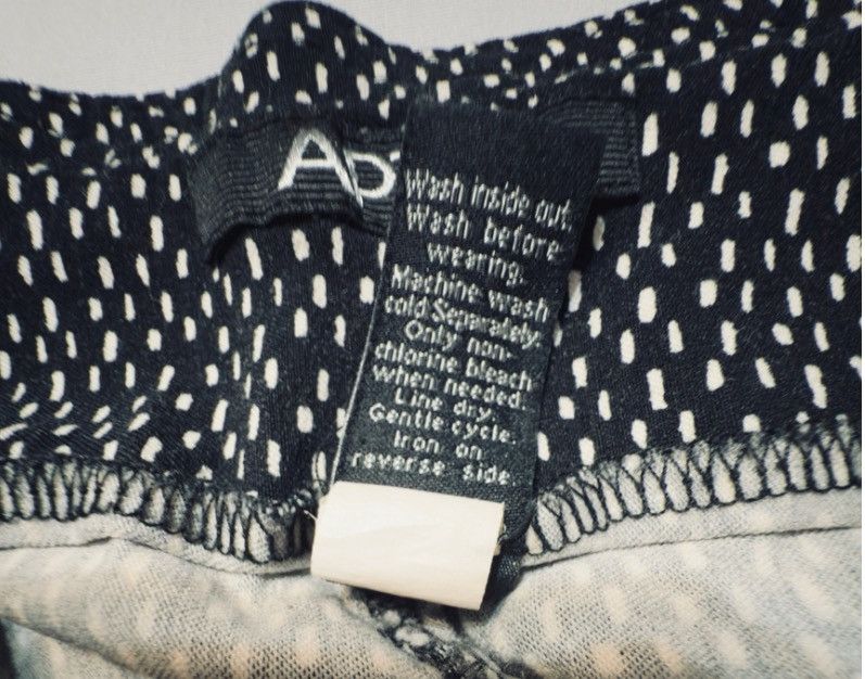 Apt. 9 APT.9 Plus Size 22W Black & White Stretch Cropped Pants Size 42" / US 20 - 7 Thumbnail