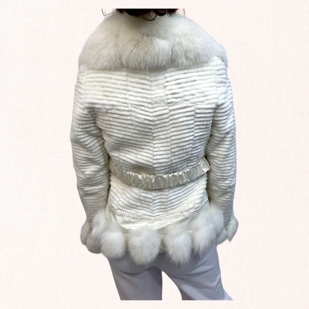 Designer white rabbit fur coat, collar is arctic fox sz S Size S / US 4 / IT 40 - 8 Thumbnail