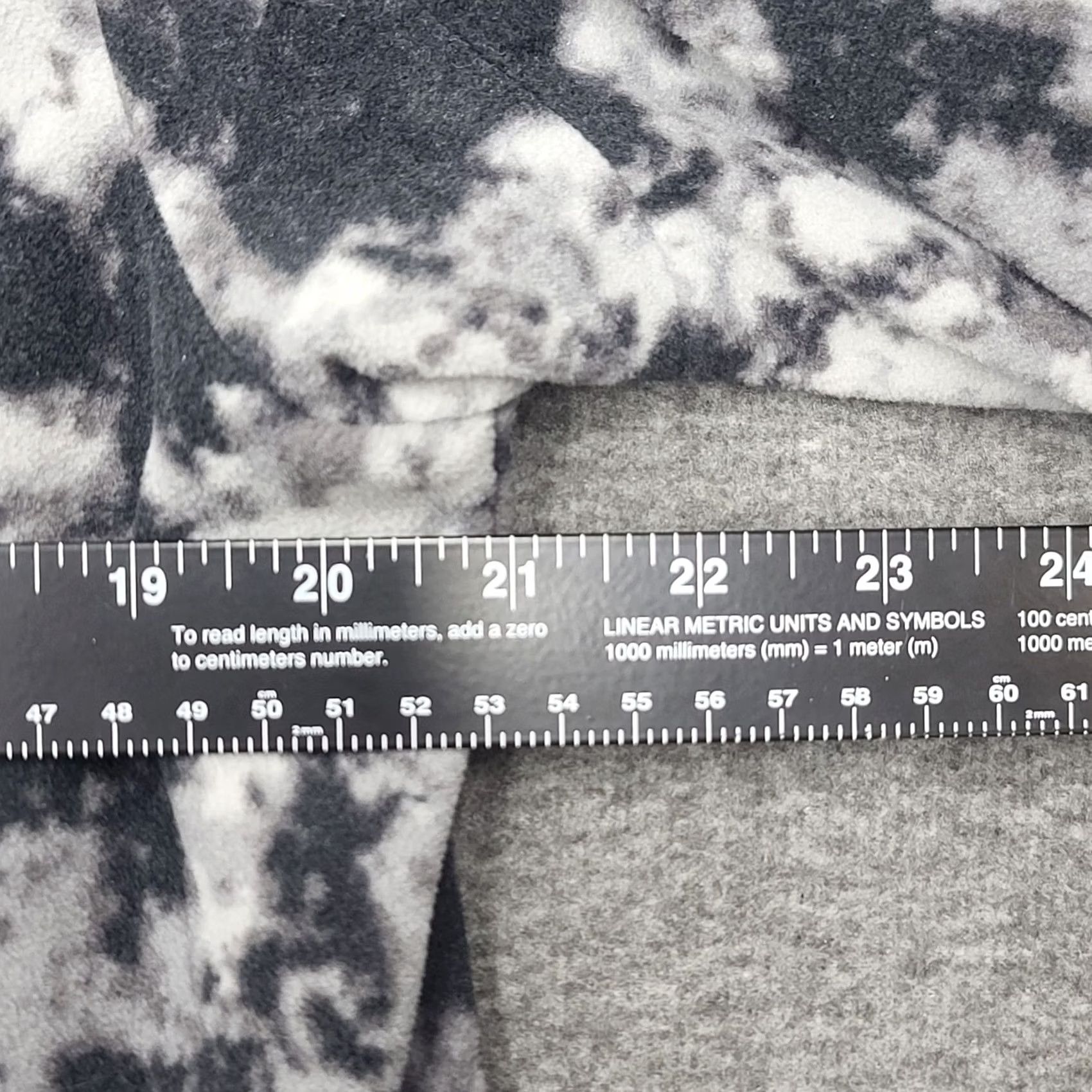 CO Duluth Doubleback Fleece Pullover Mens M Gray Tie Dye Mock Neck Snaps Pocket Brushed Lightweight Thermal Outdoor Casual Sweater Size US M / EU 48-50 / 2 - 6 Thumbnail