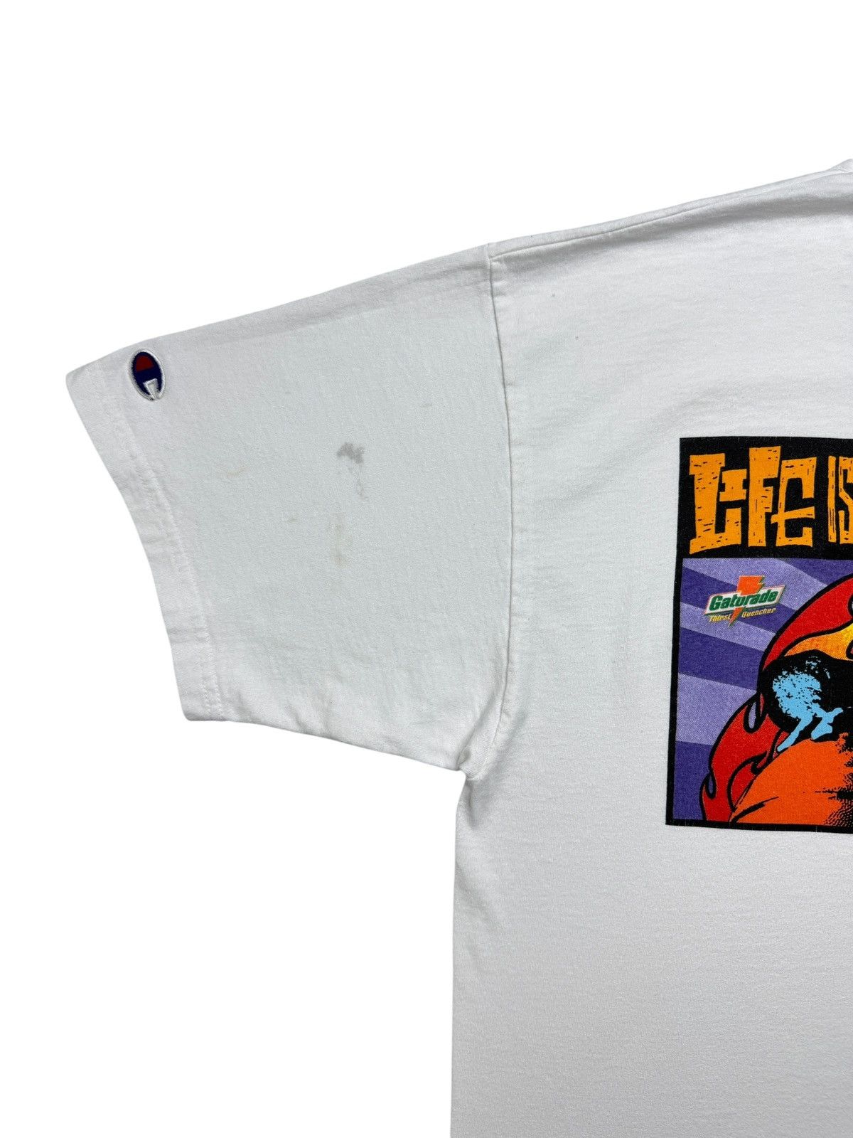Vintage Vintage 90’s Gatorade Frank Kozik Art Tee Shirt Size US XL / EU 56 / 4 - 3 Thumbnail