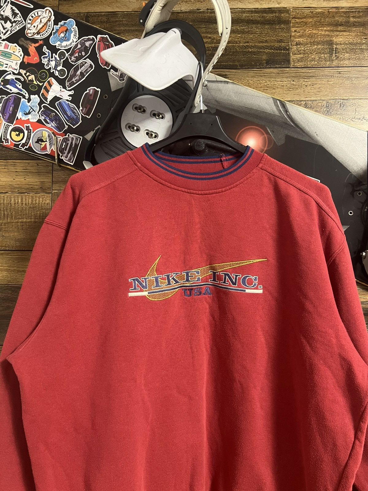 Nike NIKE INC.USA Rare Vintage Crewneck Sweatshirt Y2K Size US L / EU 52-54 / 3 - 3 Thumbnail