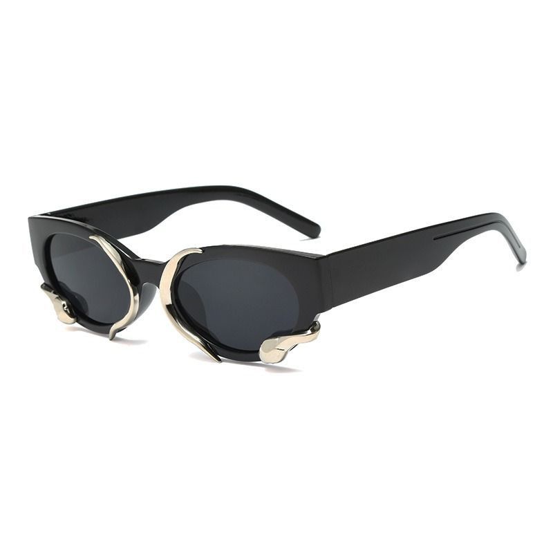 VIBE New Trend Street ins style custom avant-garde sunglasses Size ONE SIZE - 2 Thumbnail