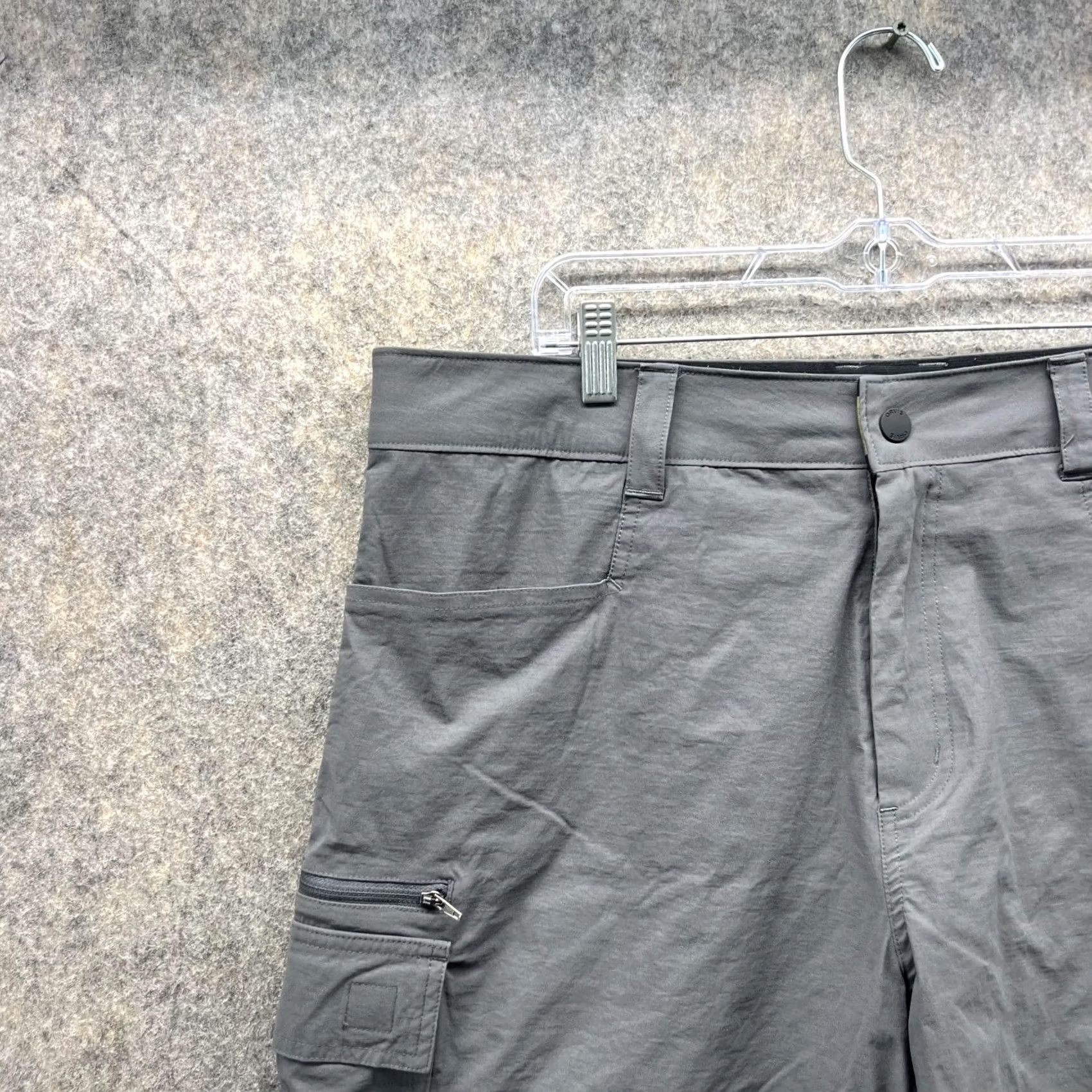Orvis Orvis Shorts Men 36 Gray Cargo Flat Front Casual Cotton Outdoors Golf Mens Regular Color Gray 90s? Size US 36 / EU 52 - 3 Thumbnail