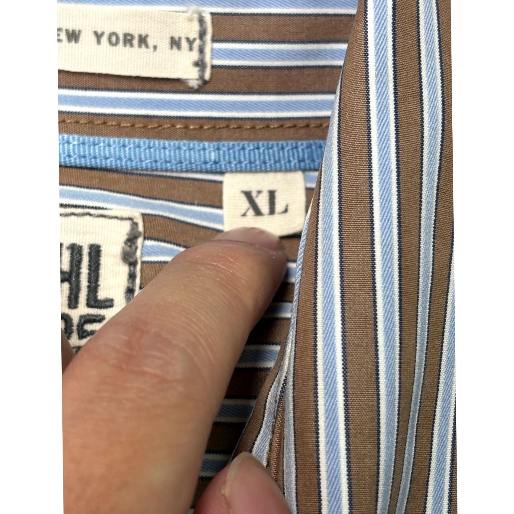 Vintage VINTAGE RUEHL No925 Striped Shirt Mens XL Brown Blue Button-Down Long Sleeve Cotton Blend Size US XL / EU 56 / 4 - 6 Thumbnail