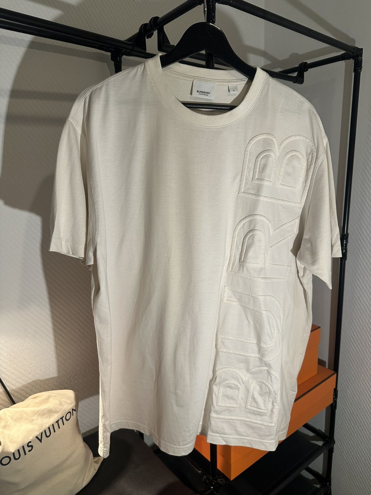 Burberry Burberry White 3D Logo Applique T-Shirt — Oversized Branding Size US M / EU 48-50 / 2 - 1 Thumbnail
