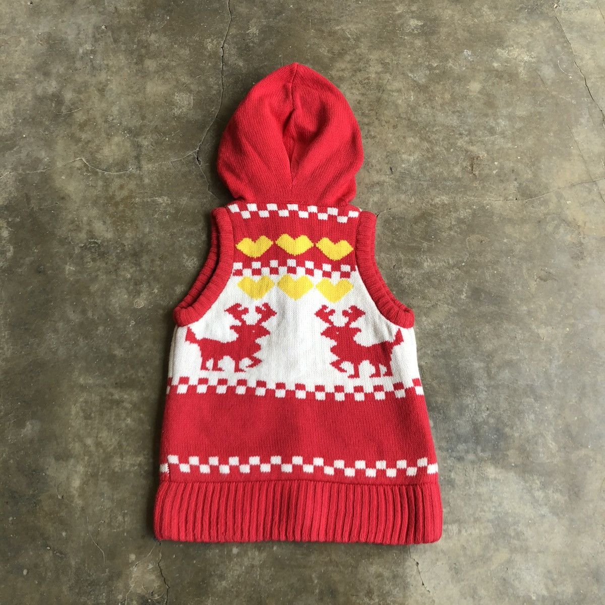 Japanese Brand 2000s Coelu Knit Deer Motif Fur Vest Red Ifsix Lgb Style Size US S / EU 44-46 / 1 - 11 Thumbnail