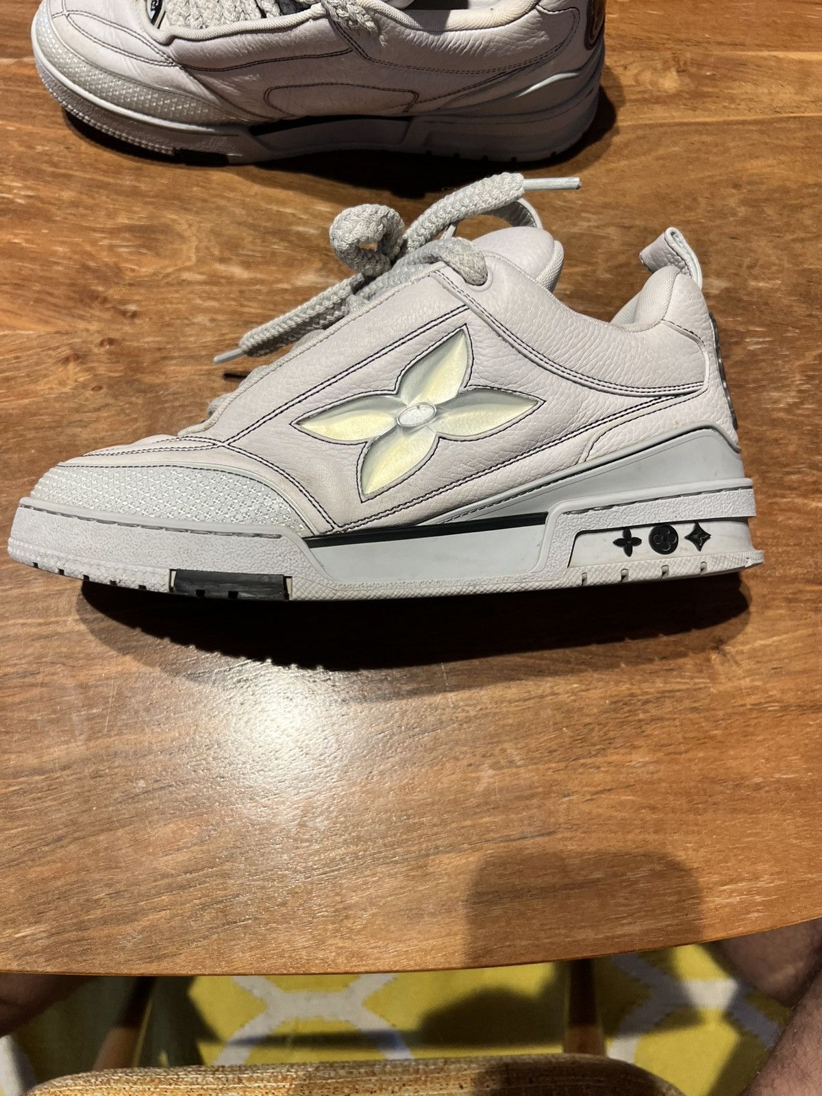 Louis Vuitton Louis Vuitton Skate Sneaker Size US 9 / EU 42 - 1 Thumbnail