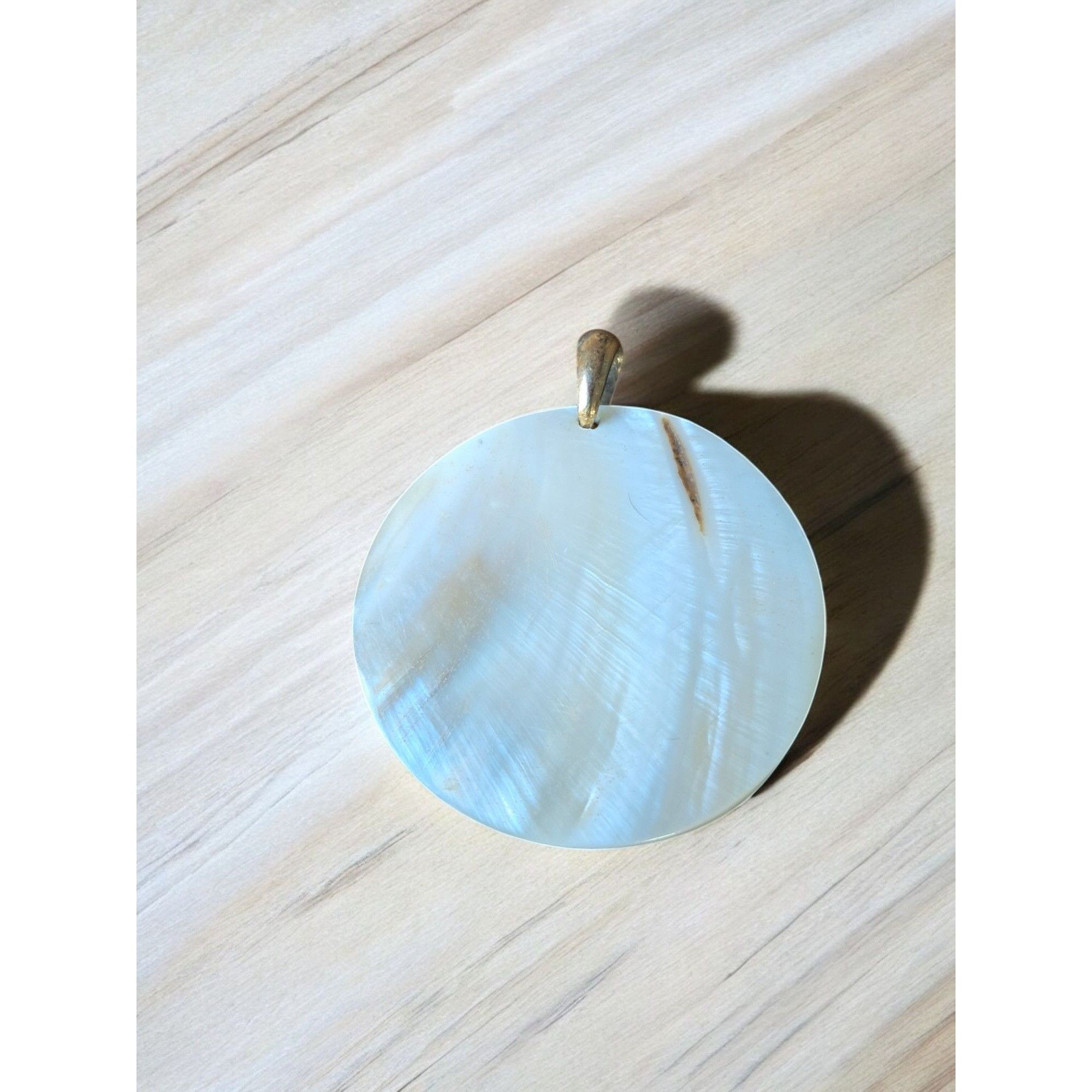 Other Iridescent Mother of Pearl Pendant Size ONE SIZE - 1 Thumbnail