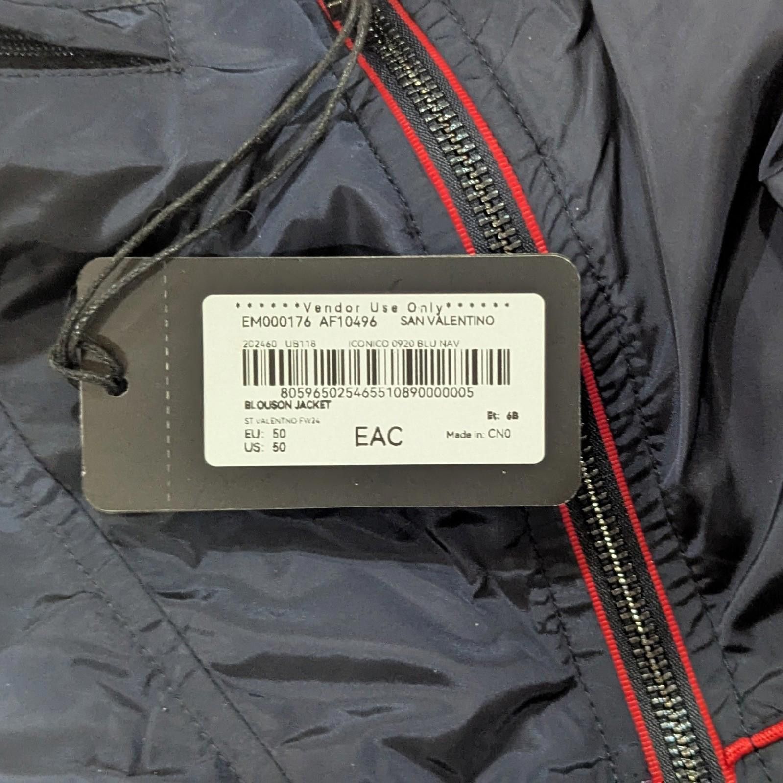 Emporio Armani $560 Emporio Armani Blouson Jacket Size L – Valentine’s Day Size US L / EU 52-54 / 3 - 7 Thumbnail