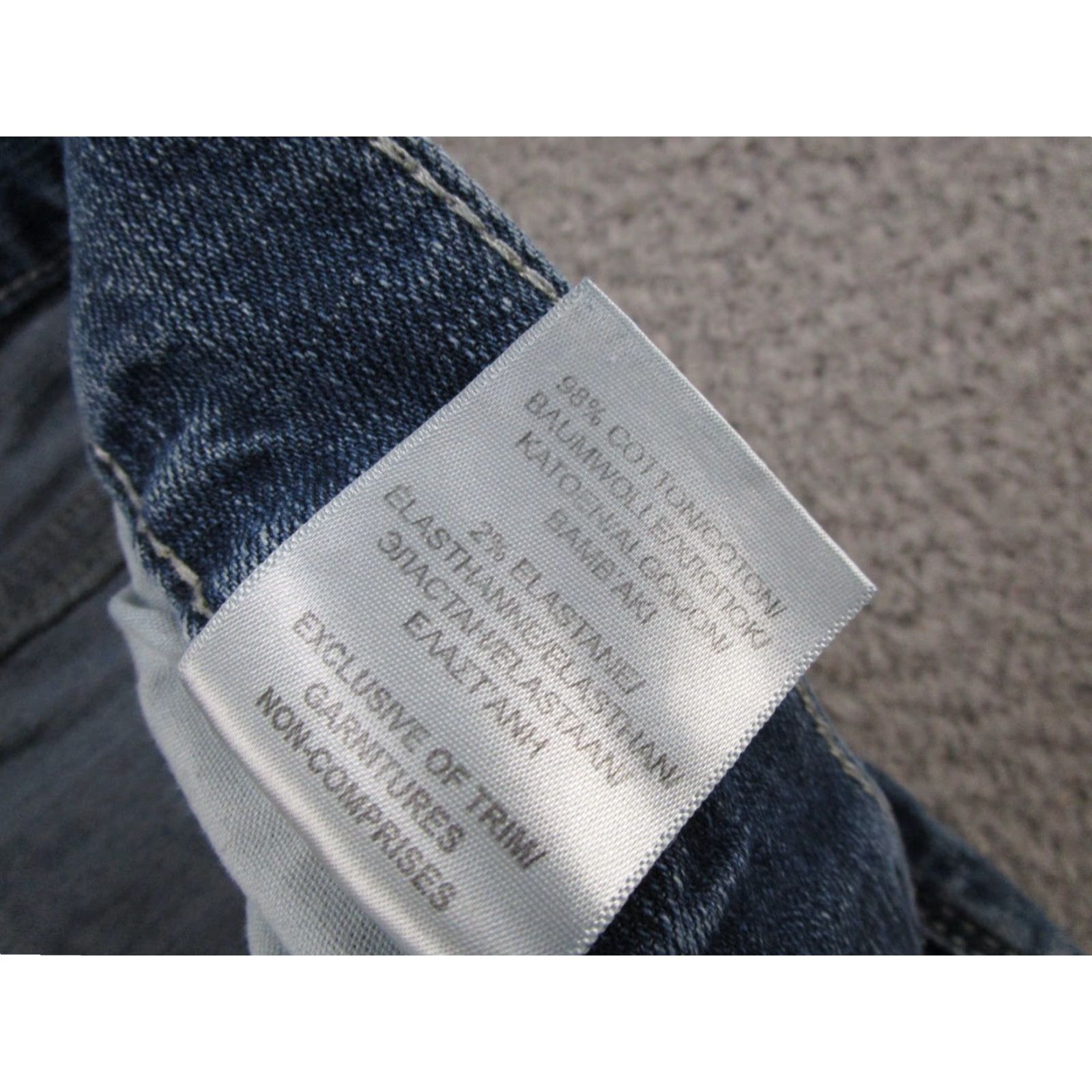 Silver Jeans Co. Silver Jeans Co Eddie Jeans Mens 5-Pocket Design Straight Fit Denim Blue 32x34 Mid Rise Cotton Vintage No Logo 32 Regular Size Inseam 34 Size US 32 / EU 48 - 6 Thumbnail