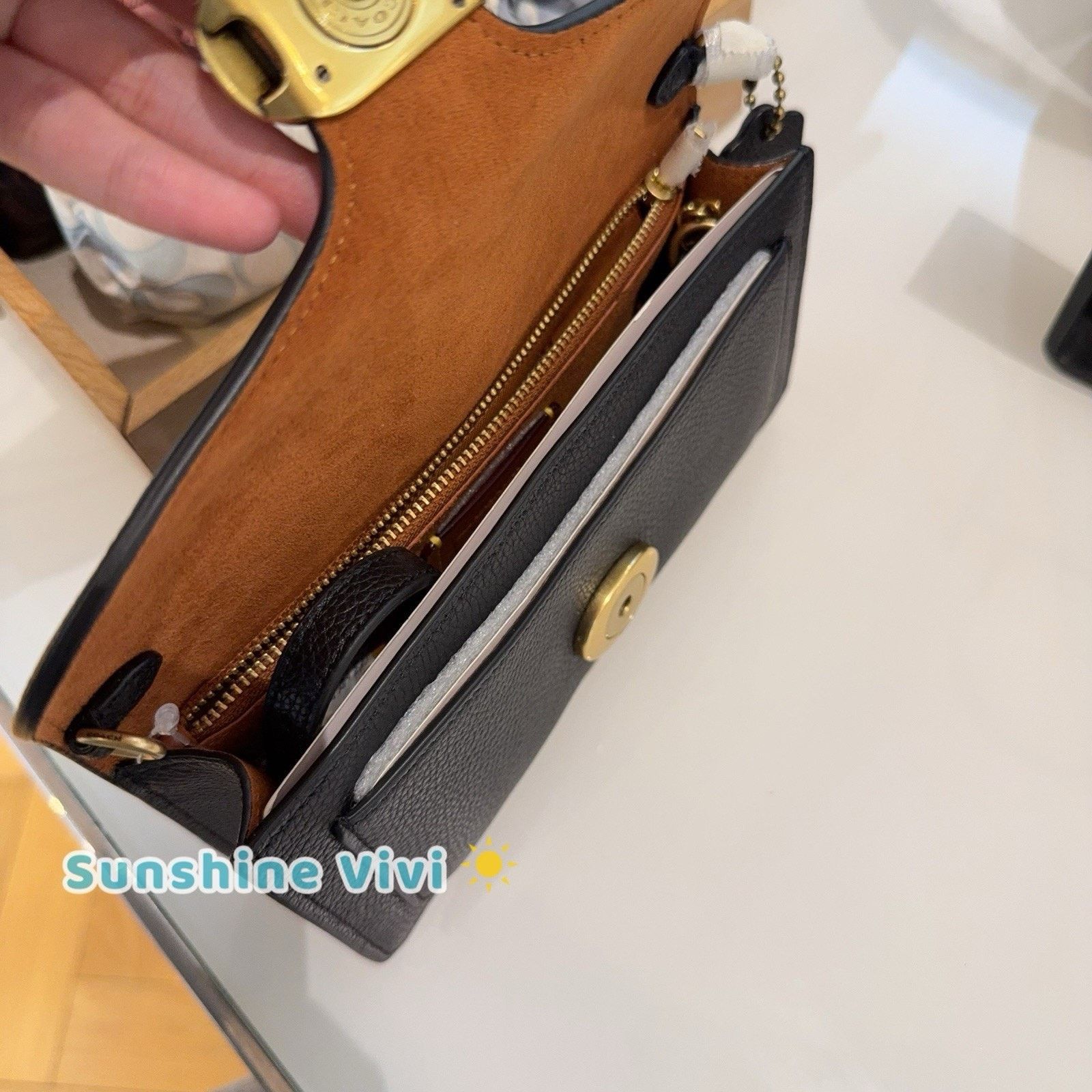 Coach NWT Coach TABBY CE772 Clutch Shoulder Bag Crossbody Leather Size ONE SIZE - 4 Thumbnail