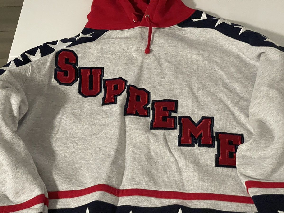 image of Supreme Hooded Hockey Sweatshirt Fw22 in Grey, Men's (Size XL)