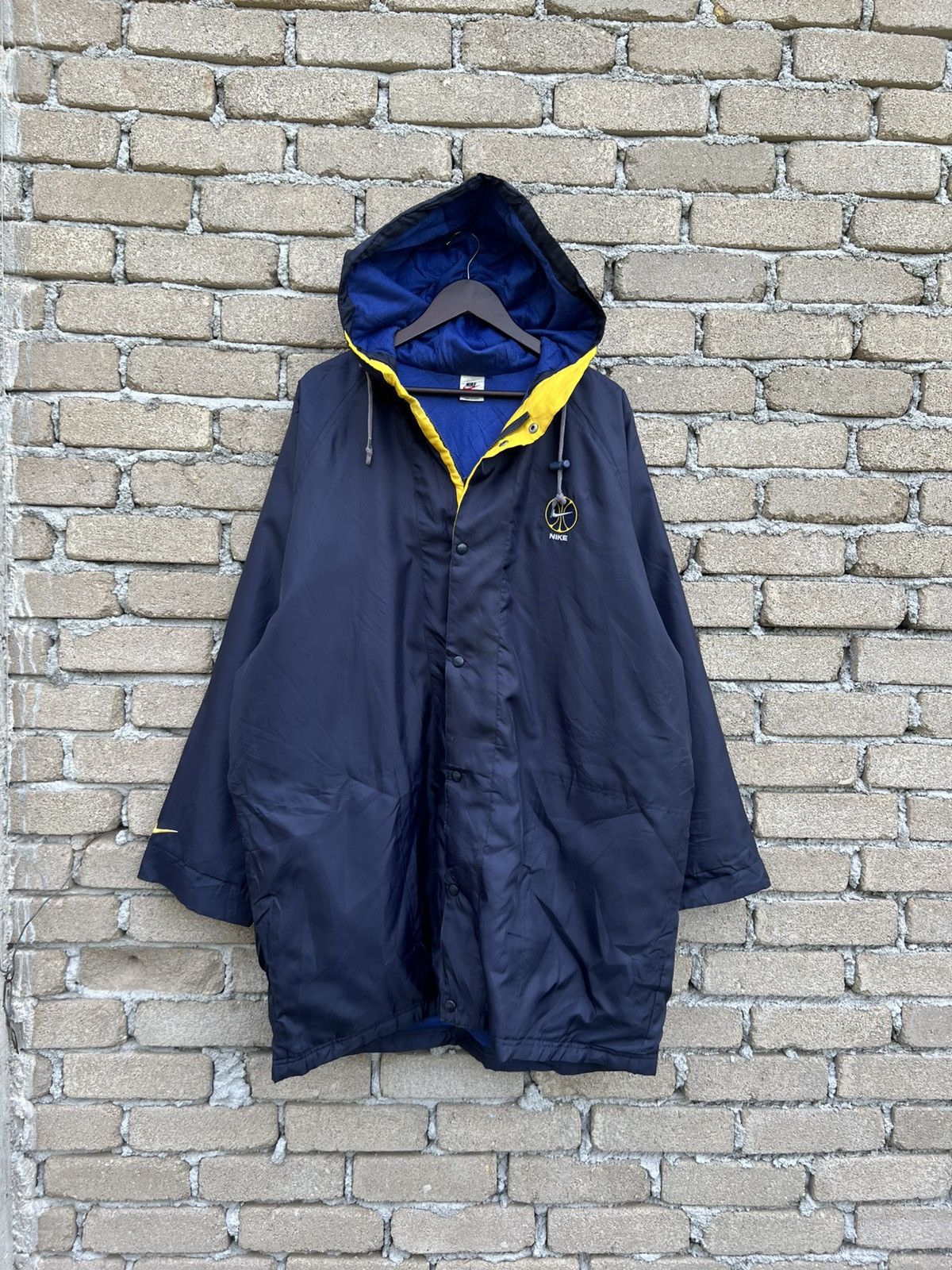 Nike Nike Swoosh Long Coach Jacket Size US L / EU 52-54 / 3 - 2 Thumbnail