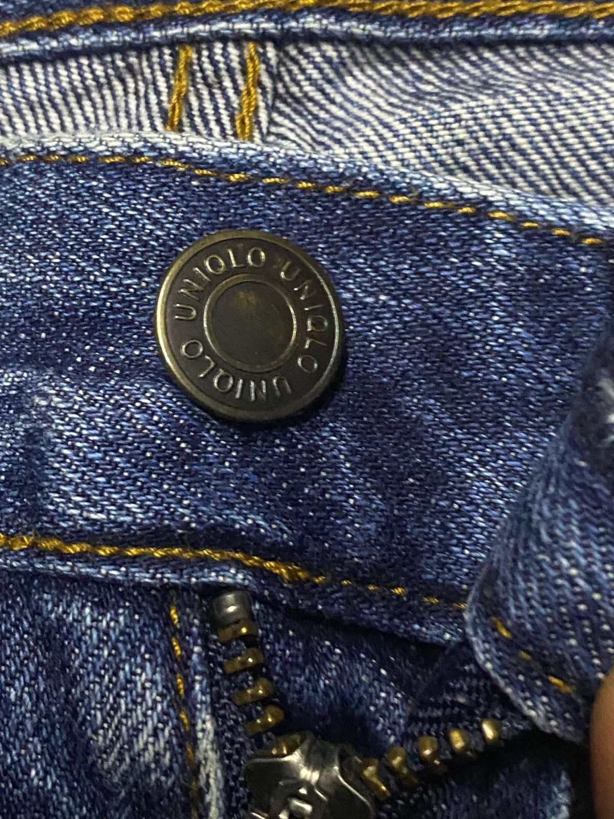 Japanese Brand Vintage Japanese Brand Uniqlo Selvedge Distressed Slim Jeans Size US 31 - 9 Thumbnail
