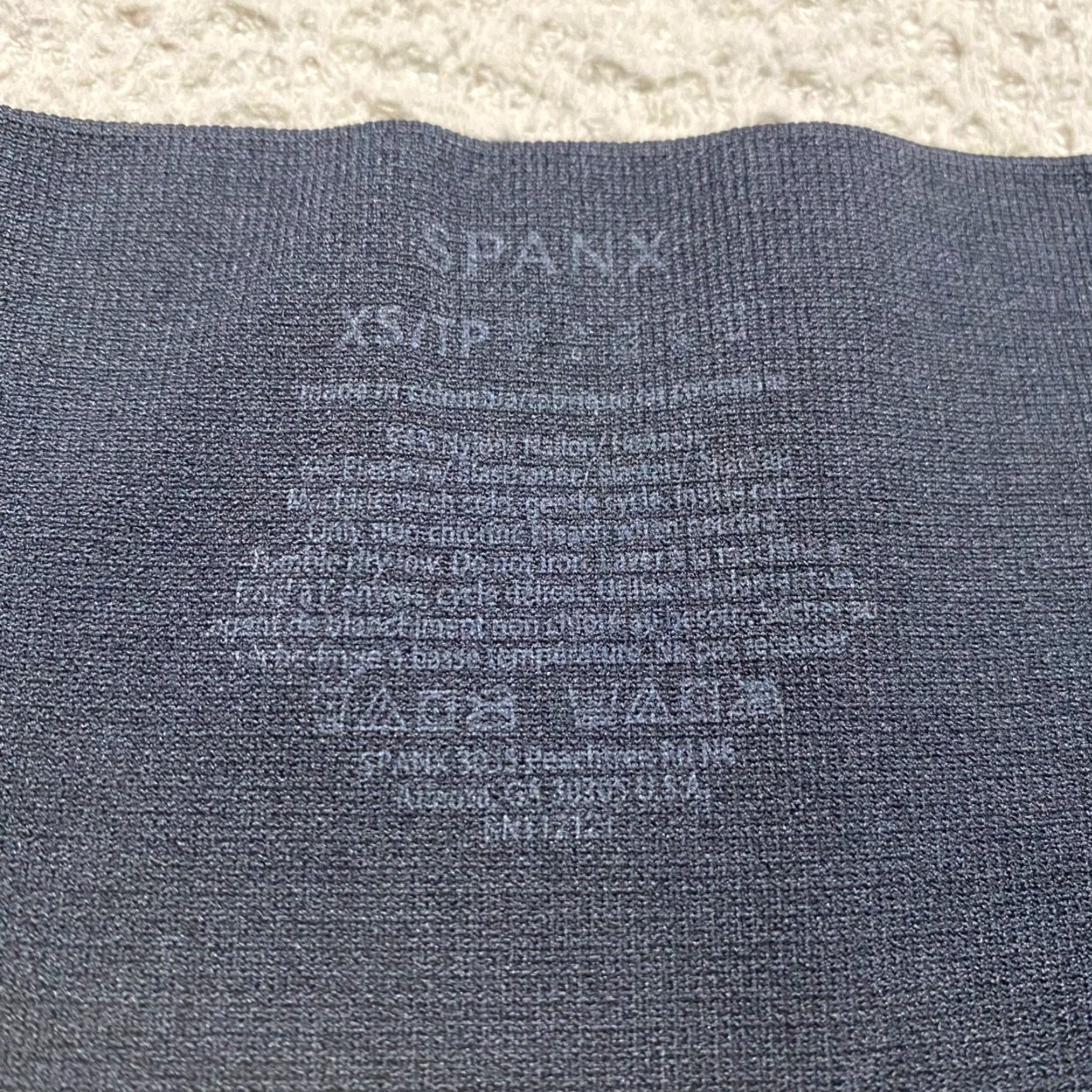 Spanx Spanx Womens Leggings XS Gray Black Camo Look at Me Now Seamless Stretch Size 26" / US 2 / IT 38 - 3 Thumbnail