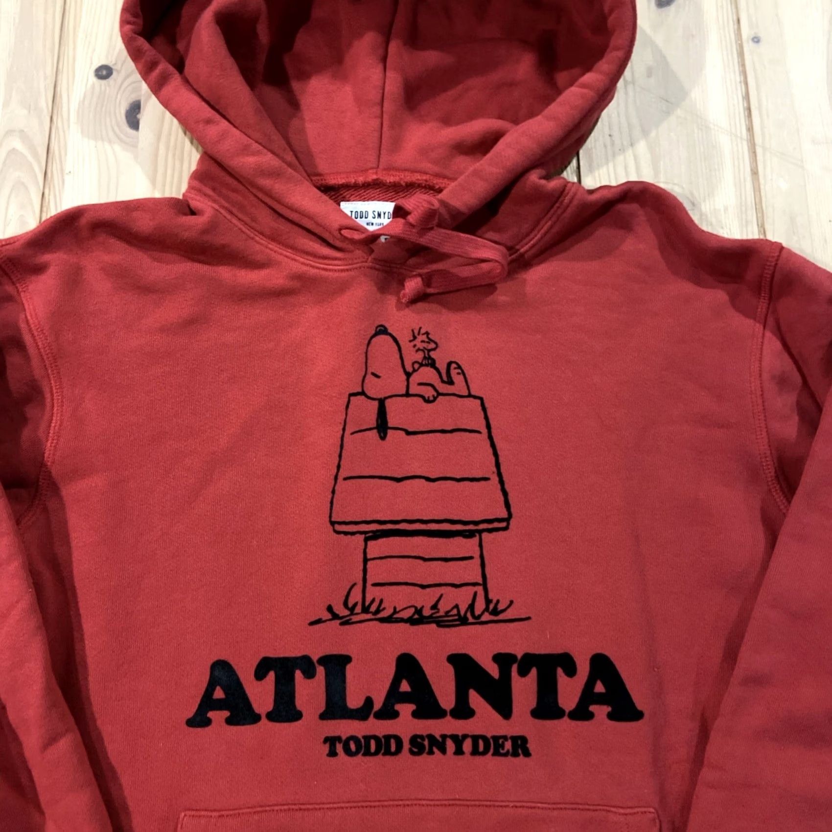 Todd Snyder Todd Snyder Peanuts Snoopy Hoodie Medium Red Graphic Print Mens Pullover Limited Edition M Size US M / EU 48-50 / 2 - 2 Thumbnail