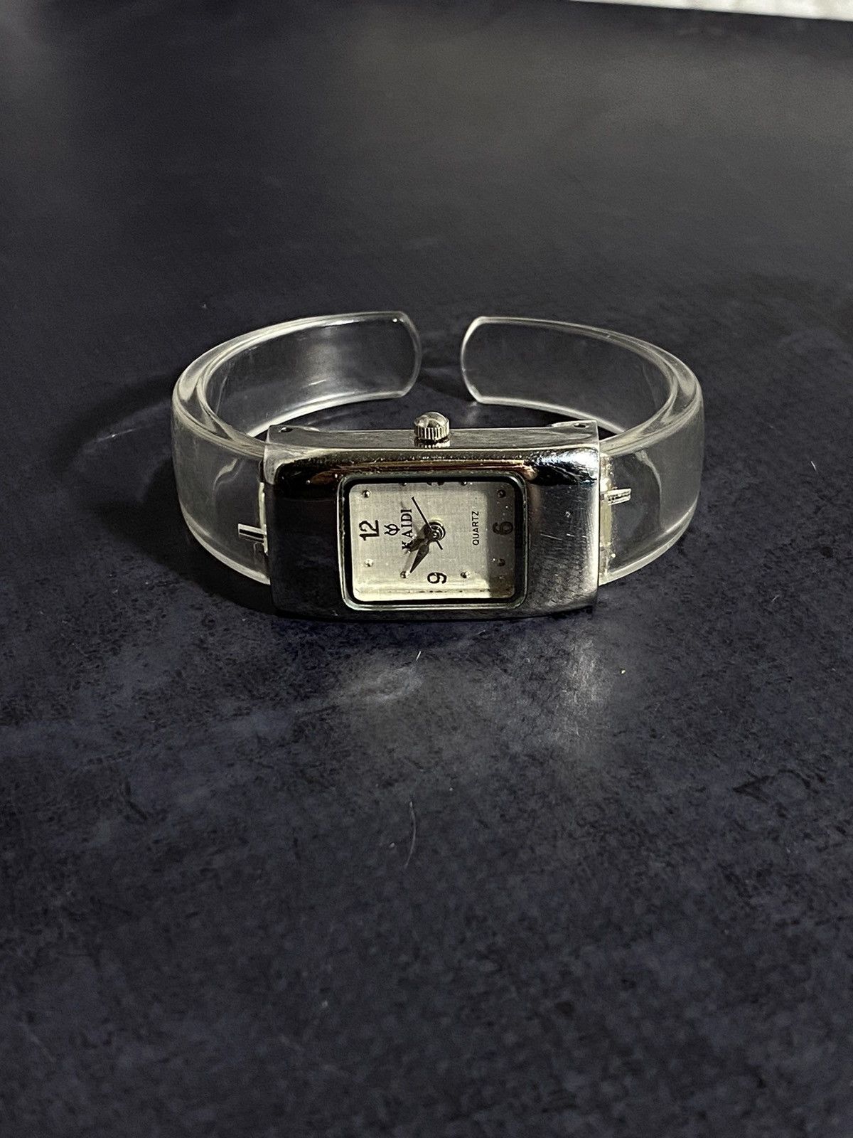 Vintage KAIDI Quartz Watch Transparent Strap Japanese Brand Size ONE SIZE - 1 Thumbnail