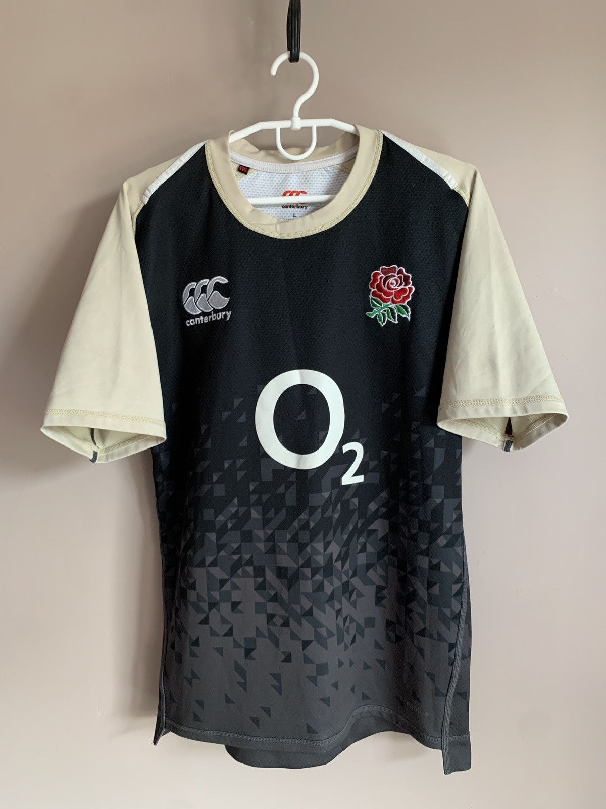 Canterbury of New Zealand England Training Rugby Union Shirt Canterbury Jersey Size L Size US L / EU 52-54 / 3 - 1 Thumbnail